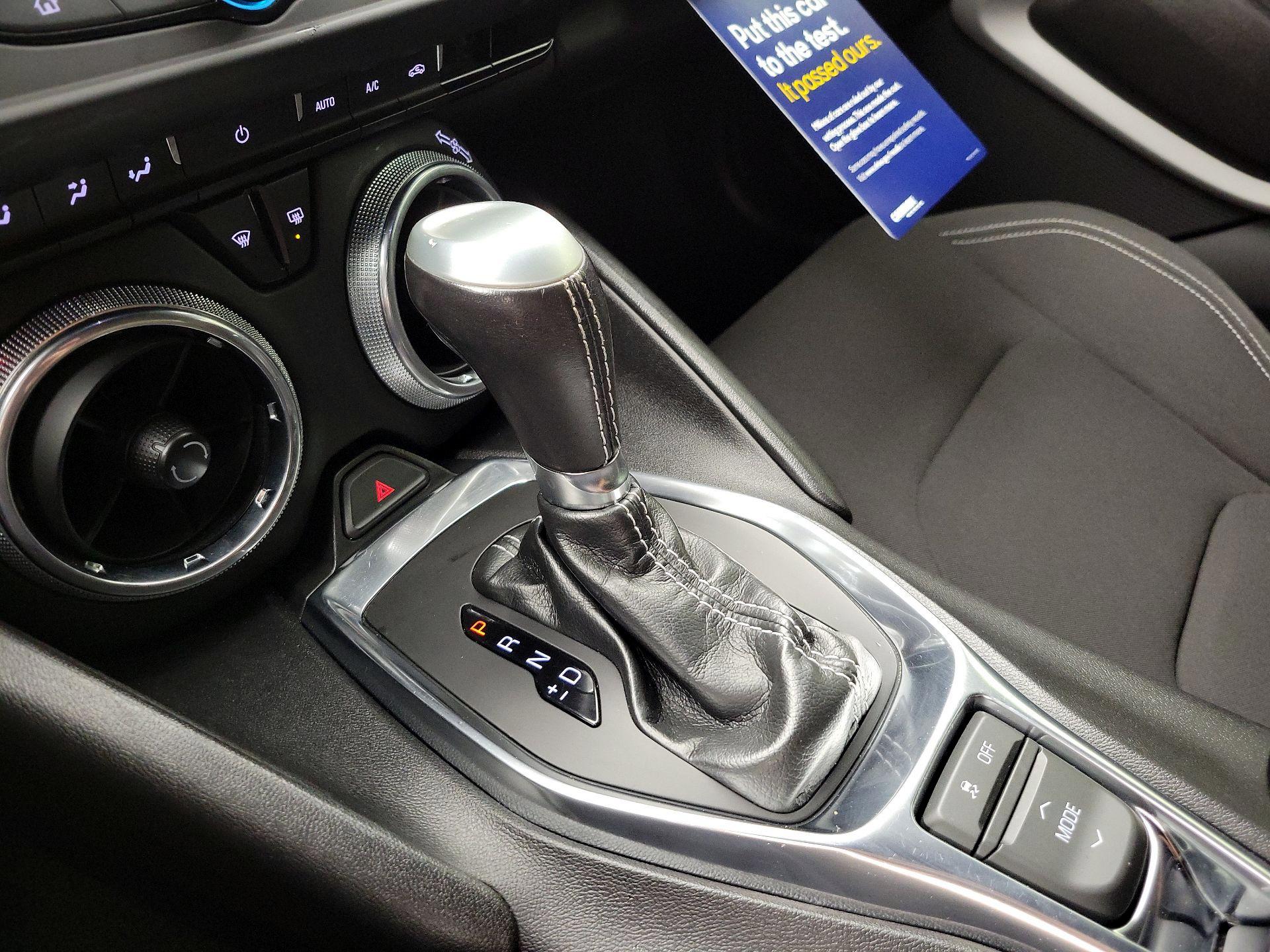 Thumbnail: 2020 Chevrolet Camaro - 17