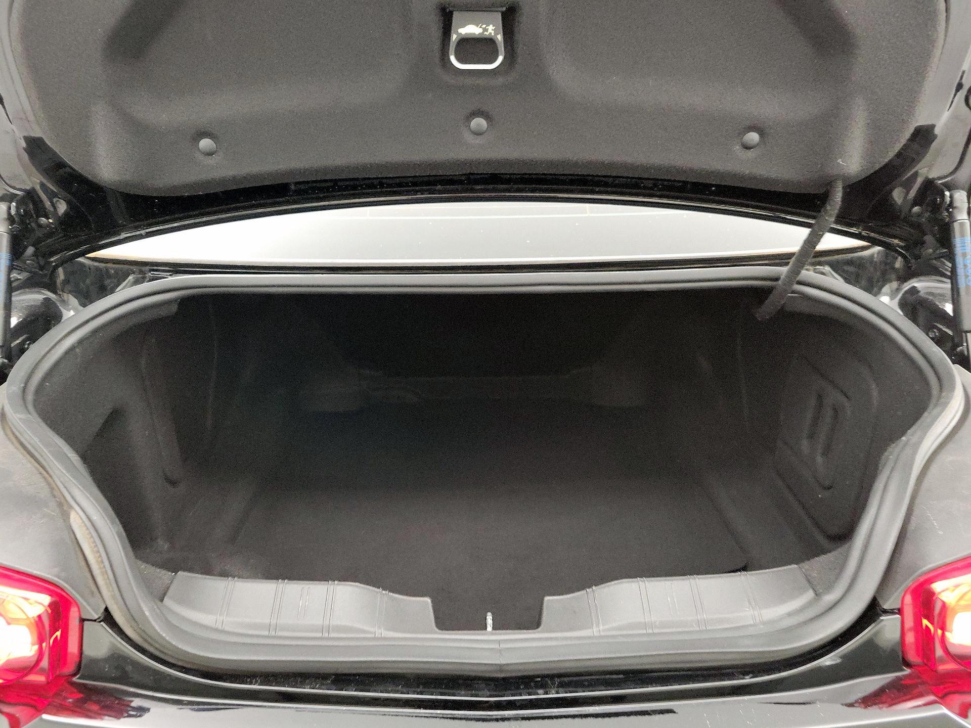 Thumbnail: 2020 Chevrolet Camaro - 20