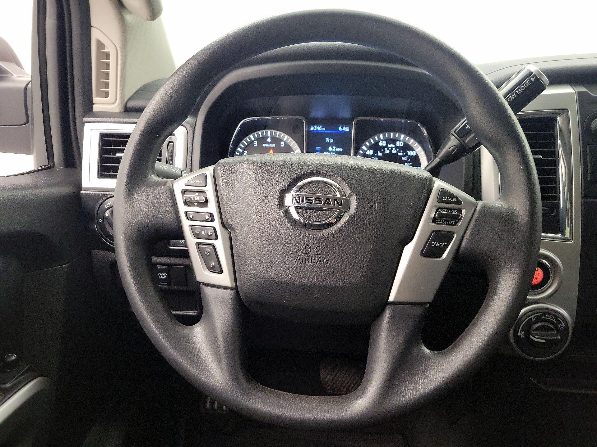 Thumbnail: 2019 Nissan Titan - 10