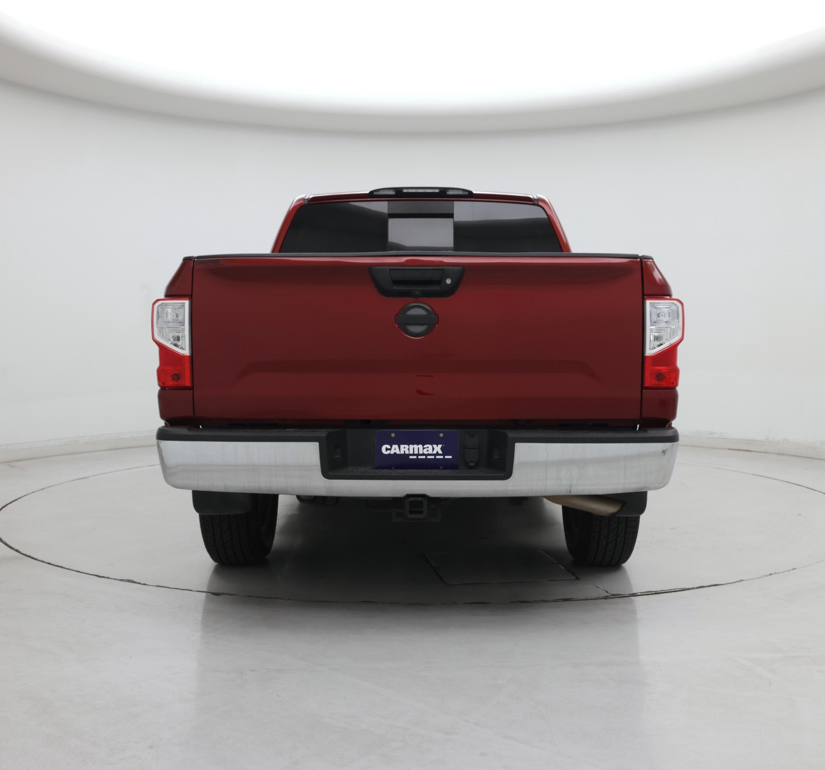 Thumbnail: 2019 Nissan Titan - 6