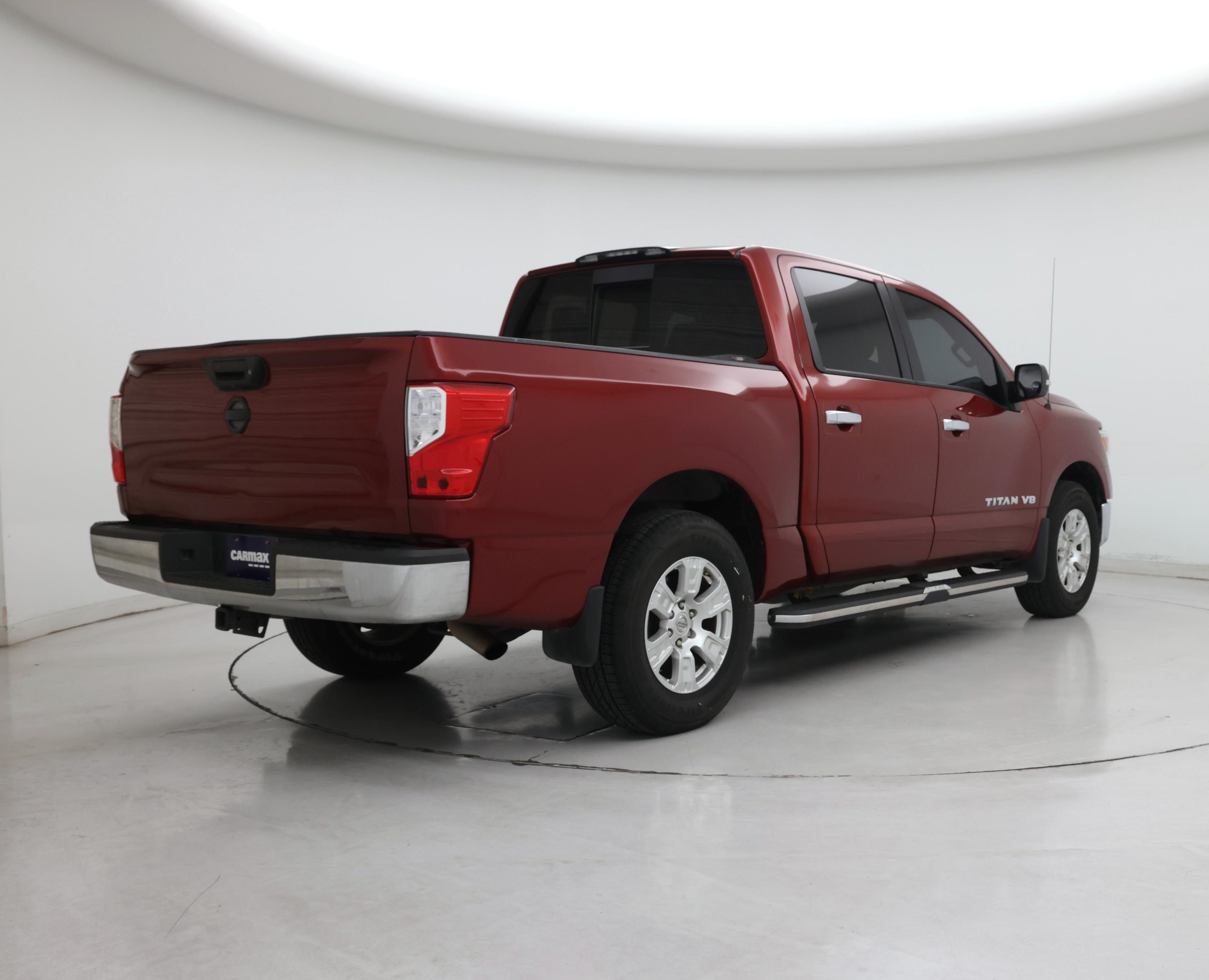 Thumbnail: 2019 Nissan Titan - 8