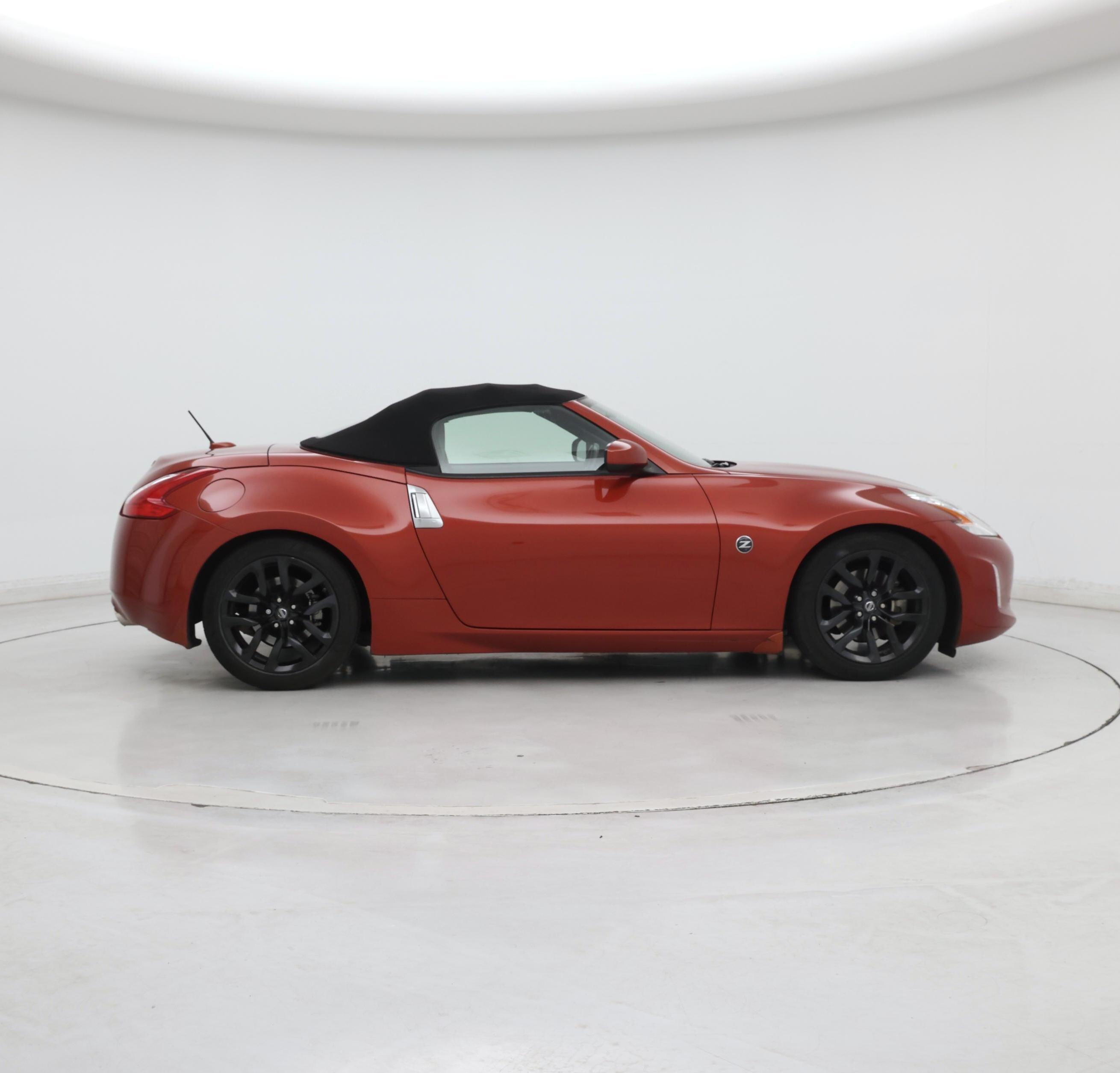 Thumbnail: 2016 Nissan Z - 7