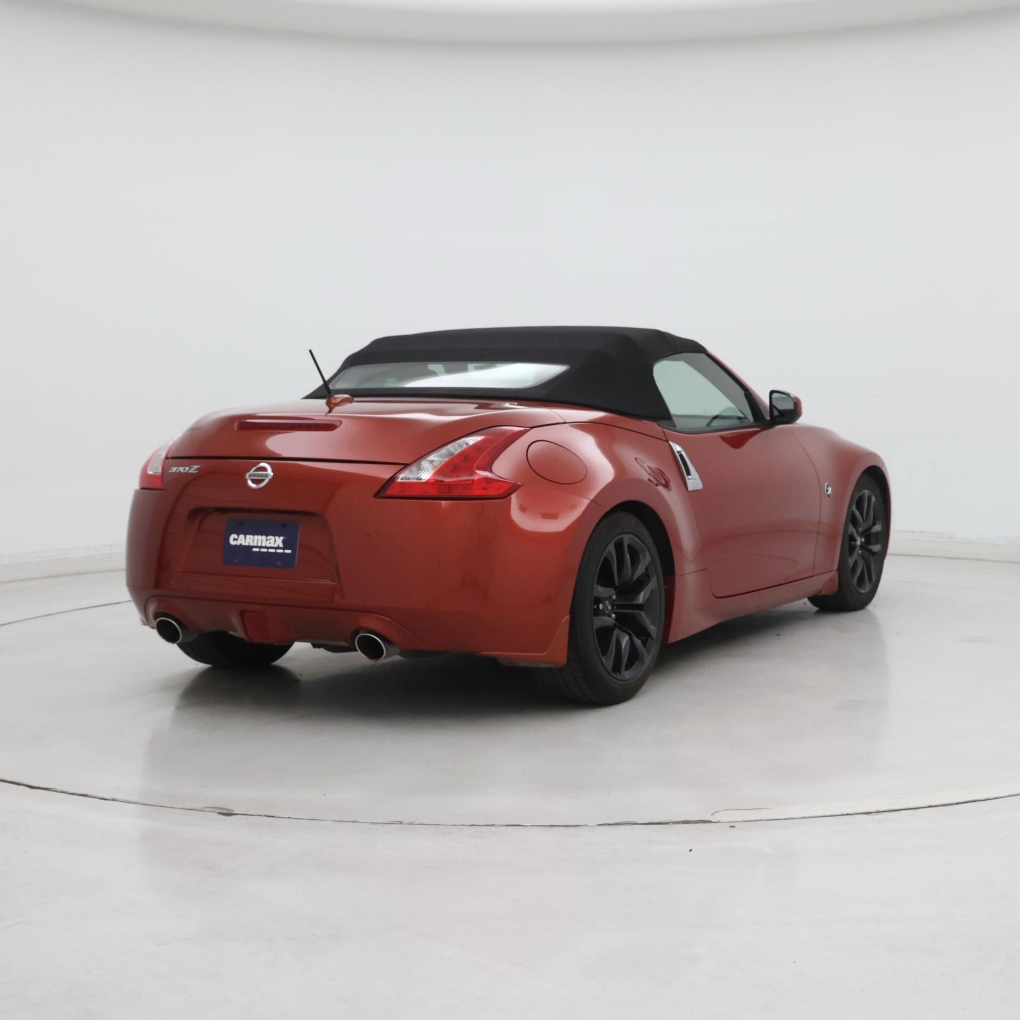 Thumbnail: 2016 Nissan Z - 8