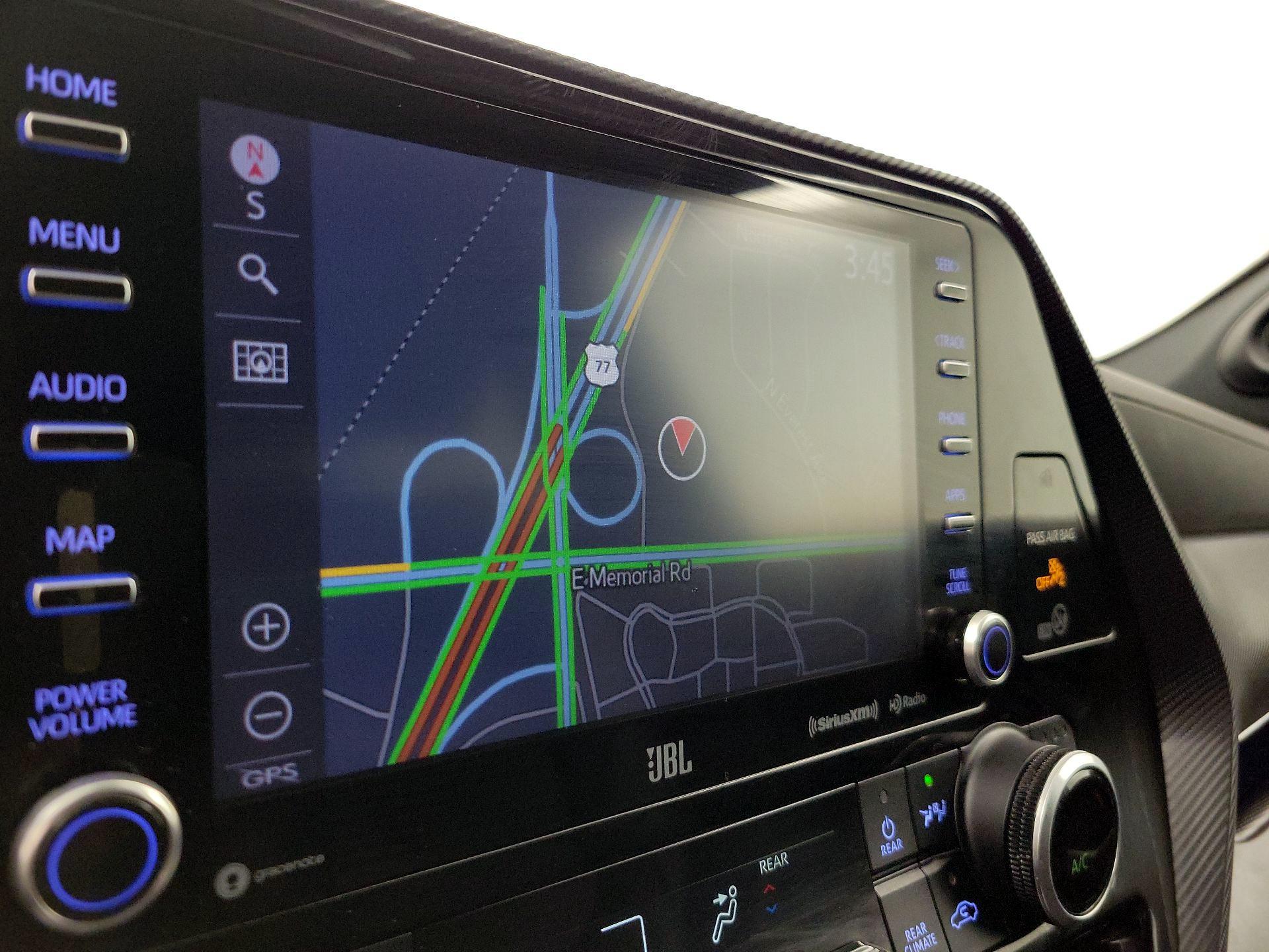 Thumbnail: 2021 Toyota Highlander - 14