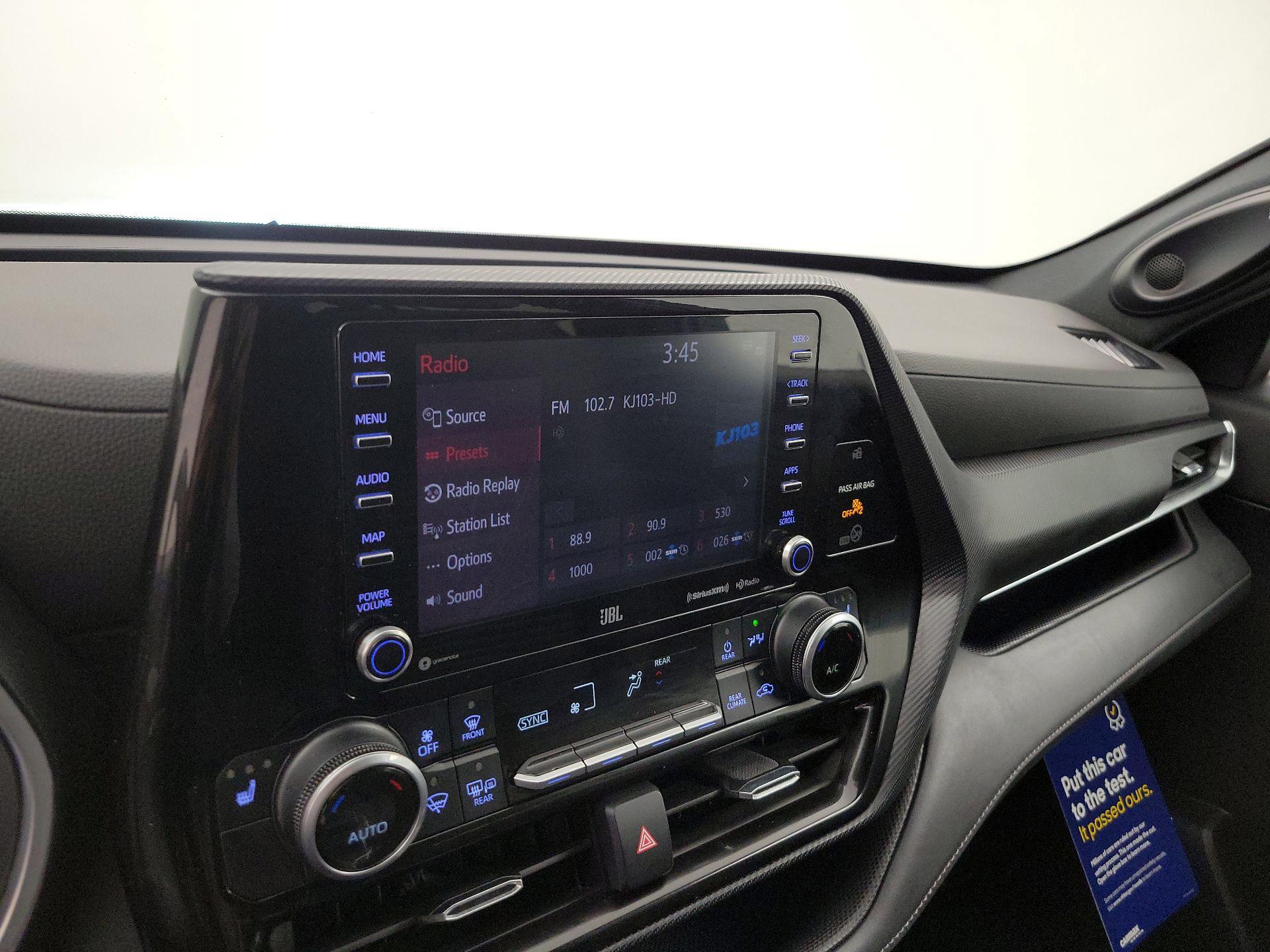 Thumbnail: 2021 Toyota Highlander - 16