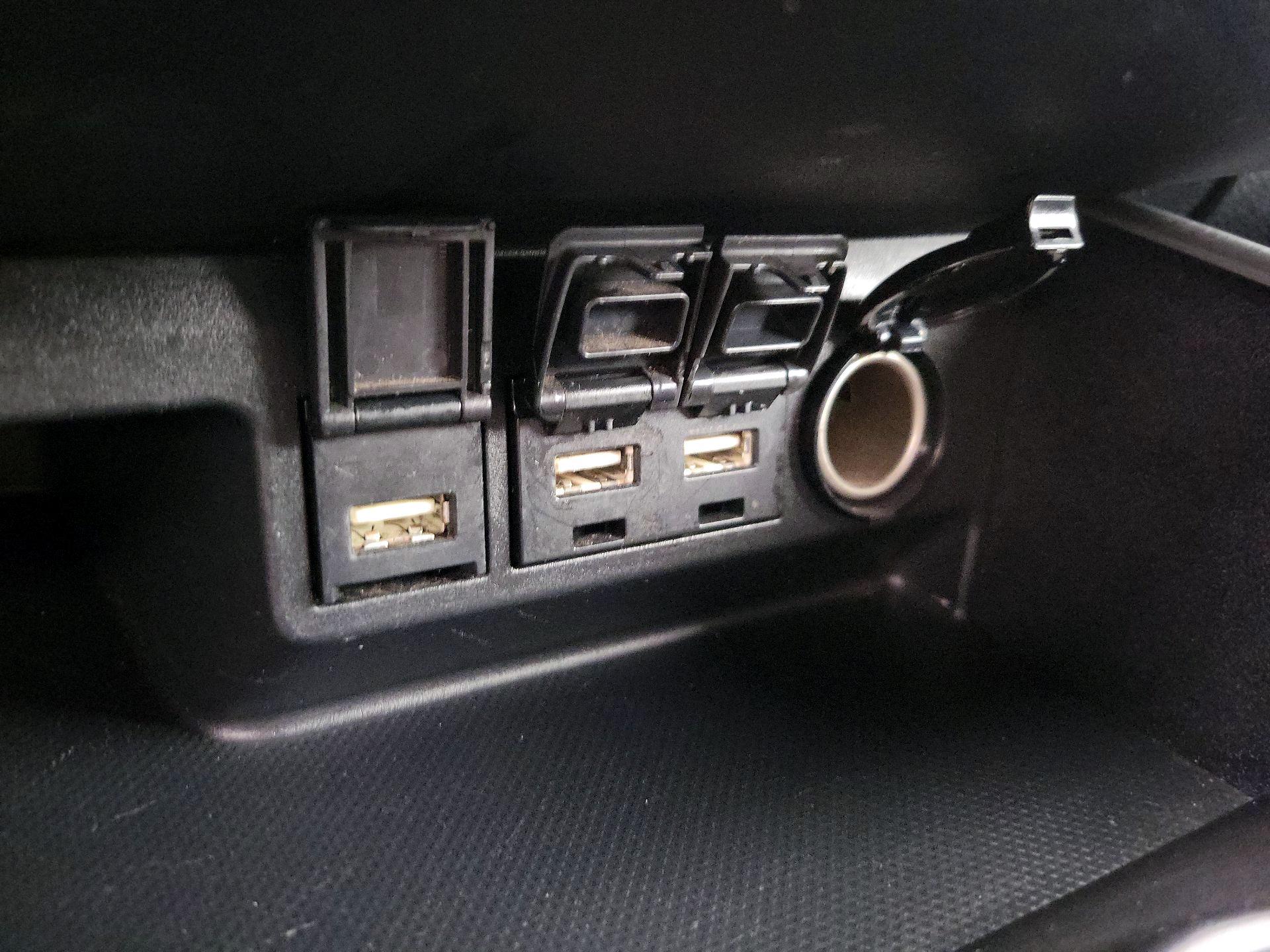 Thumbnail: 2021 Toyota Highlander - 19