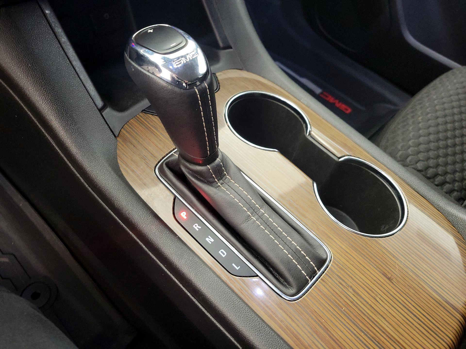 Thumbnail: 2019 GMC Acadia - 17