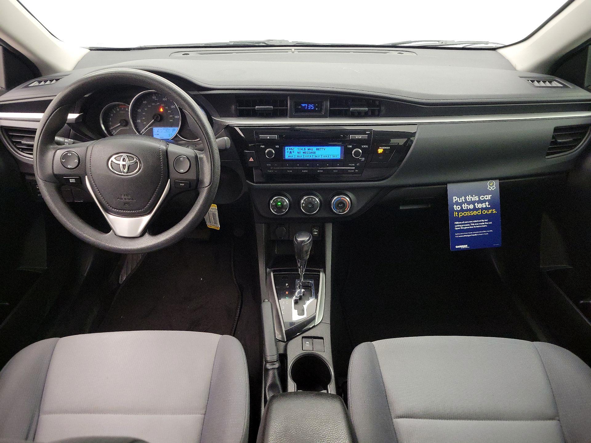 Thumbnail: 2015 Toyota Corolla - 9
