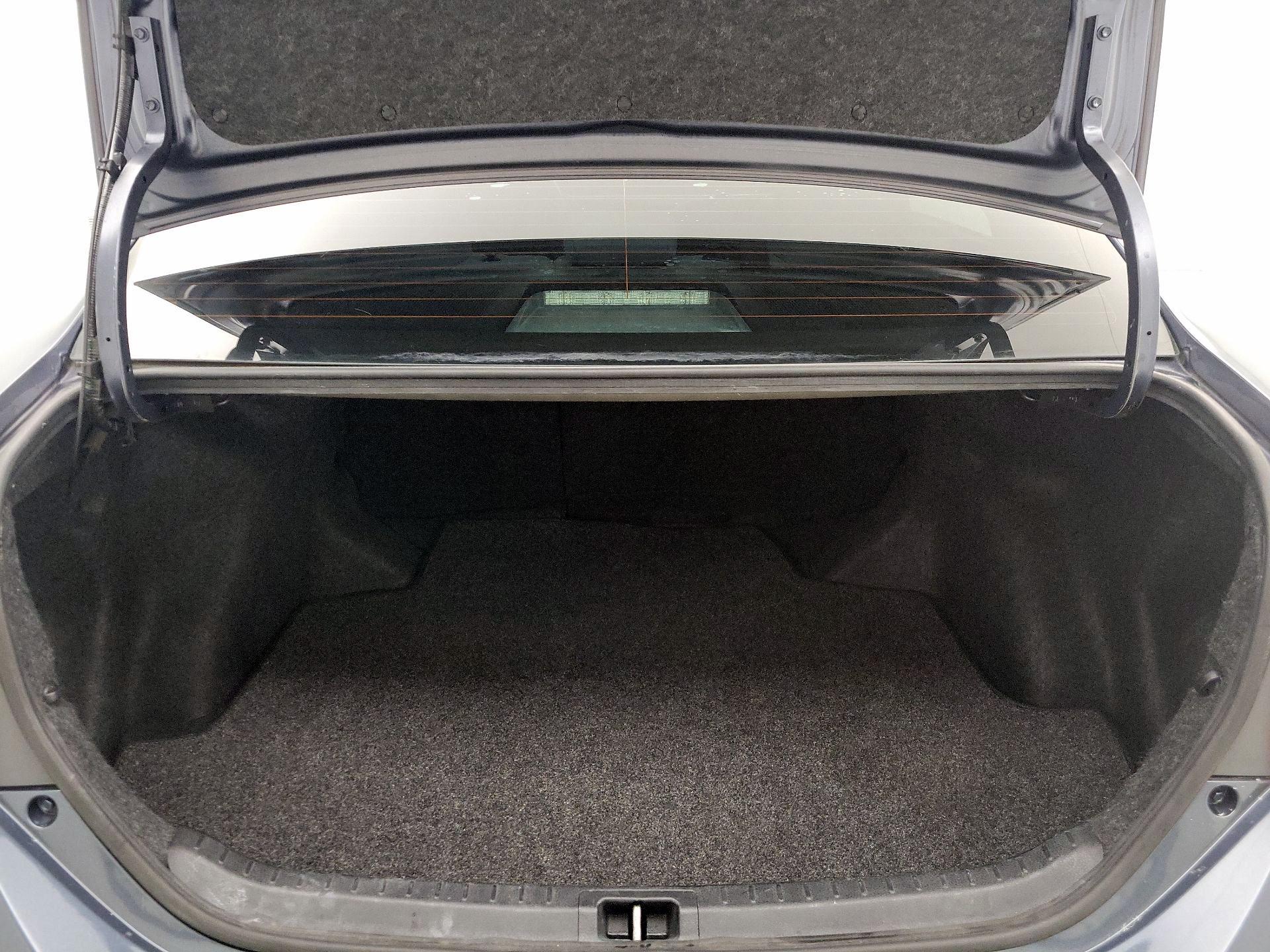 Thumbnail: 2015 Toyota Corolla - 19