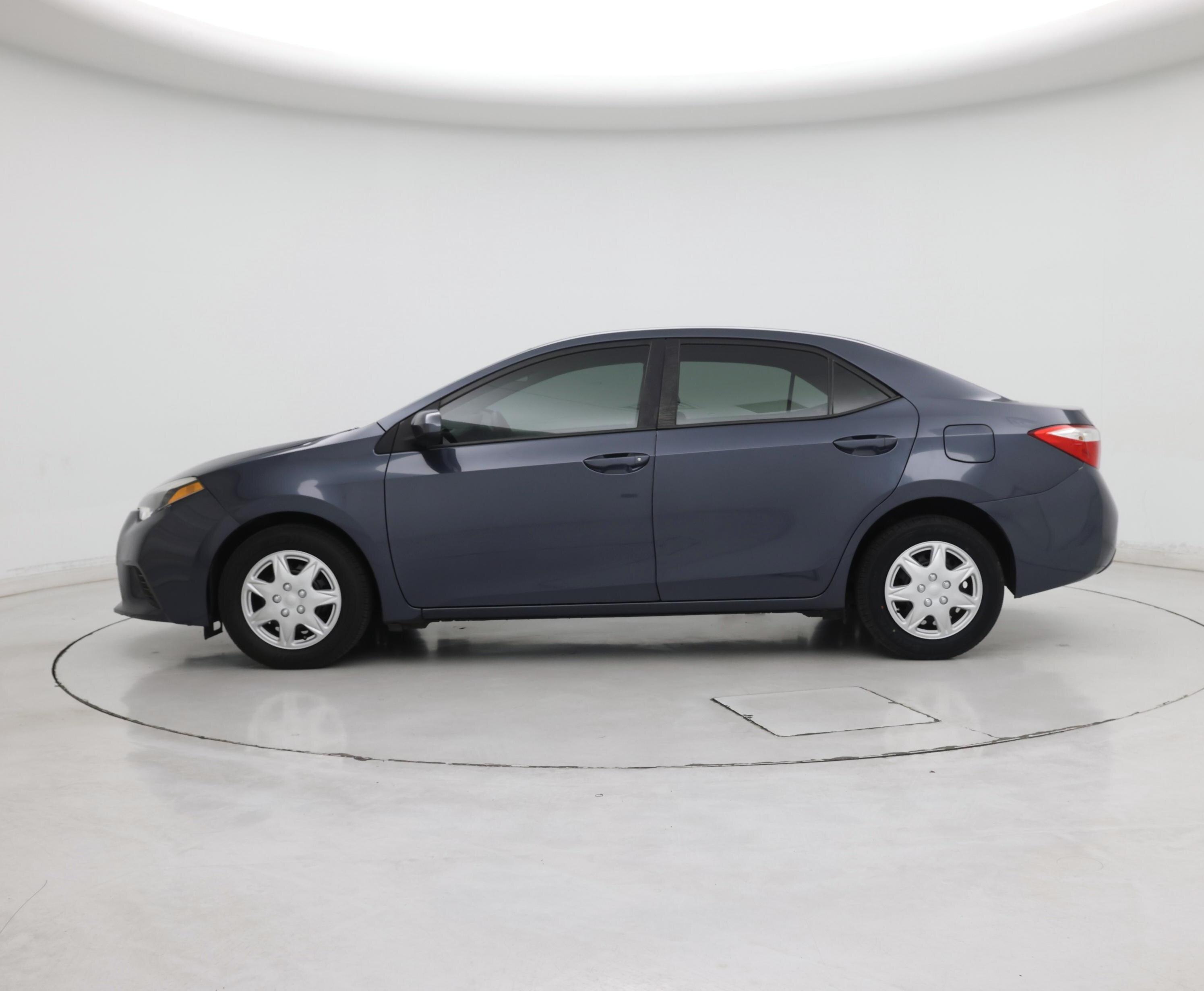 Thumbnail: 2015 Toyota Corolla - 3