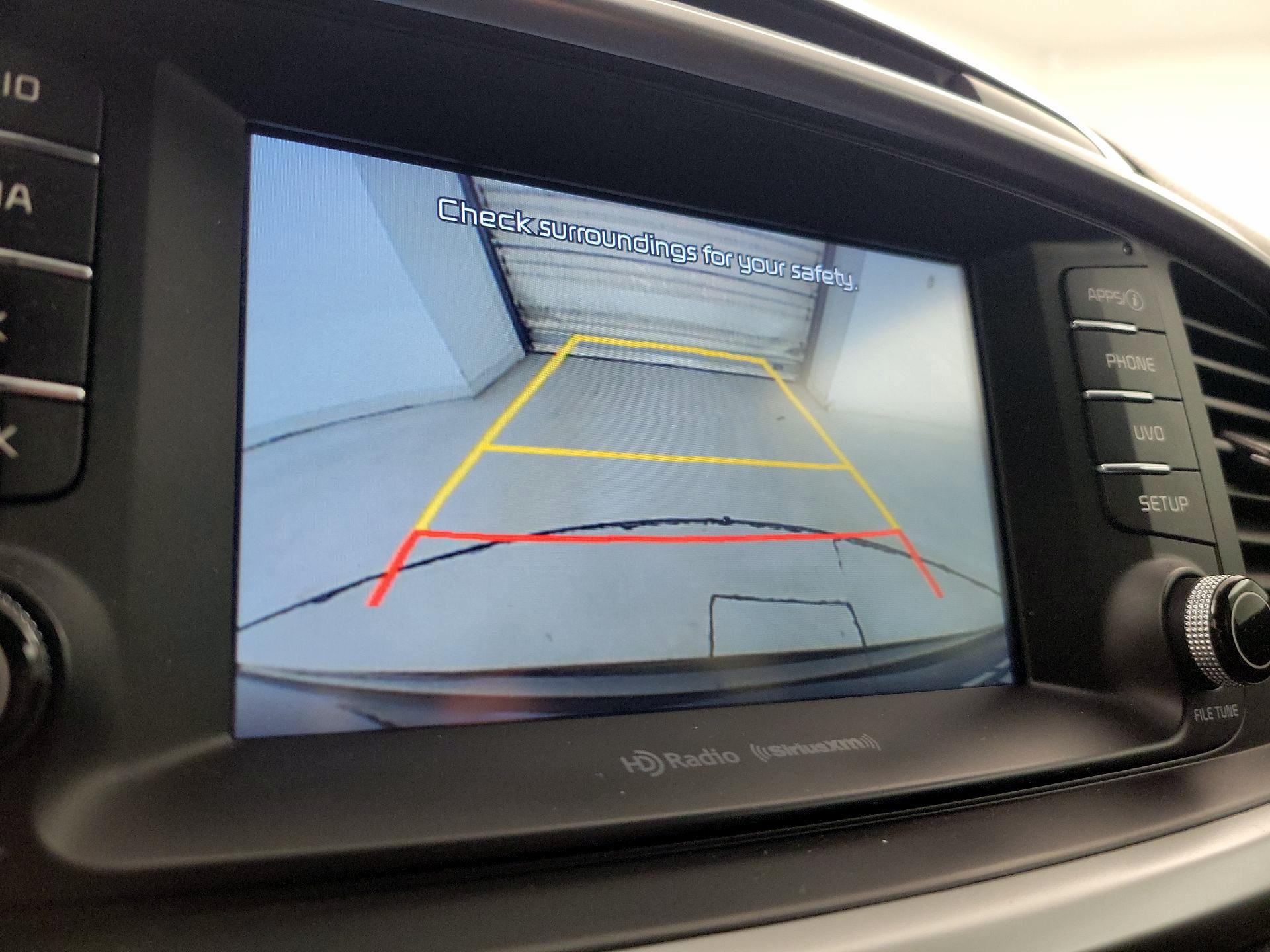 Thumbnail: 2017 Kia Sorento - 14