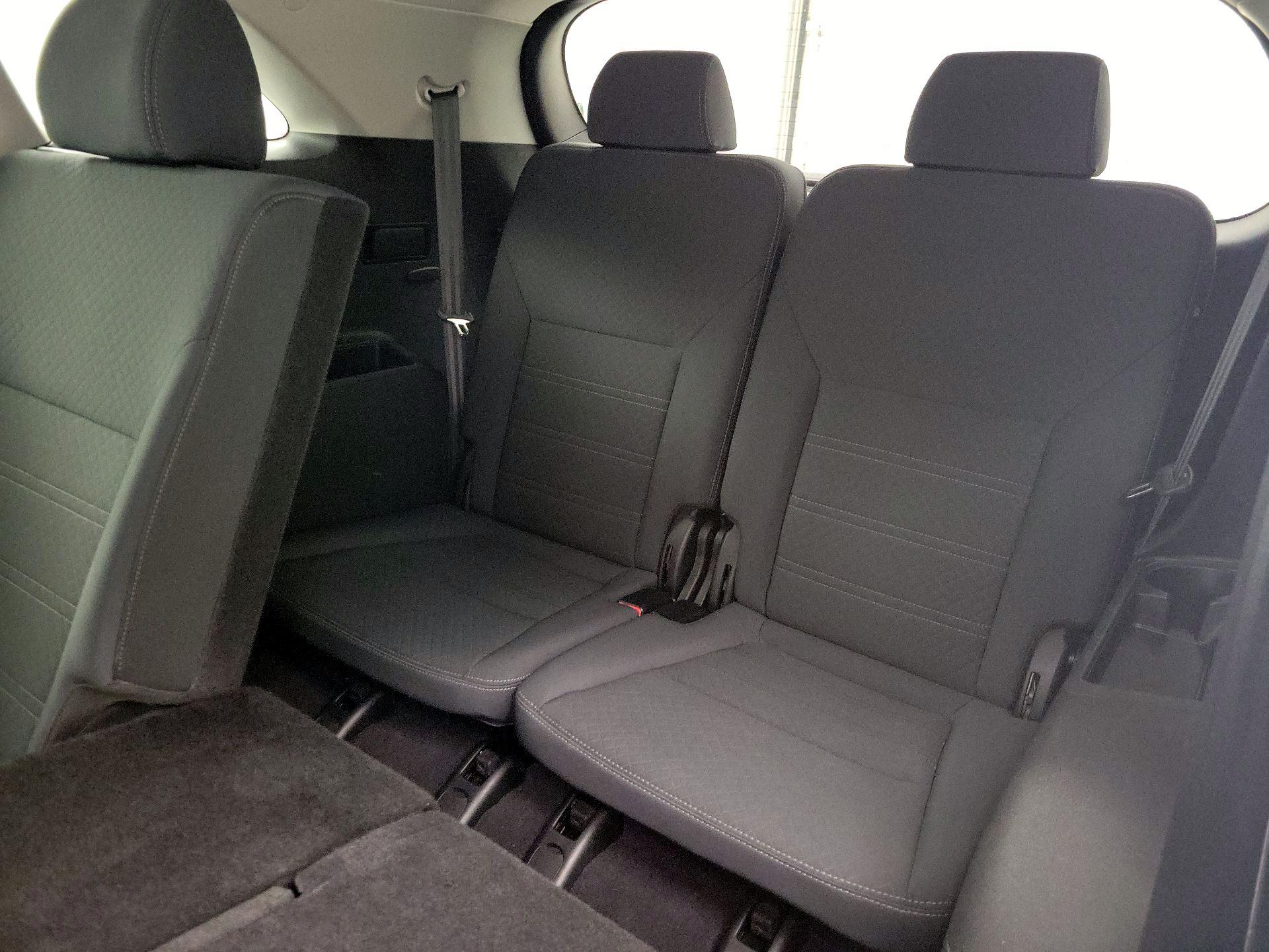 Thumbnail: 2017 Kia Sorento - 20