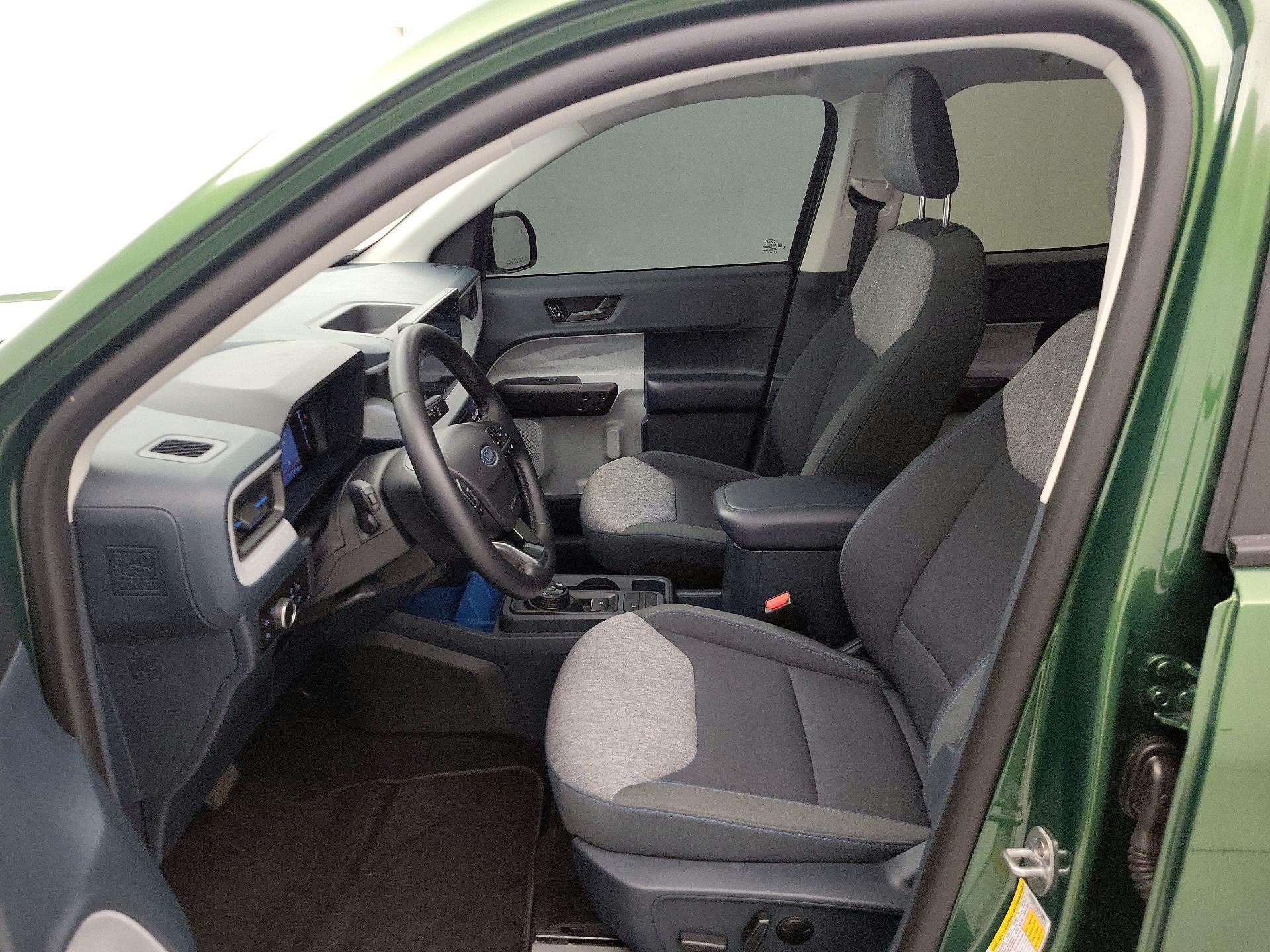 Thumbnail: 2025 Ford Maverick - 11