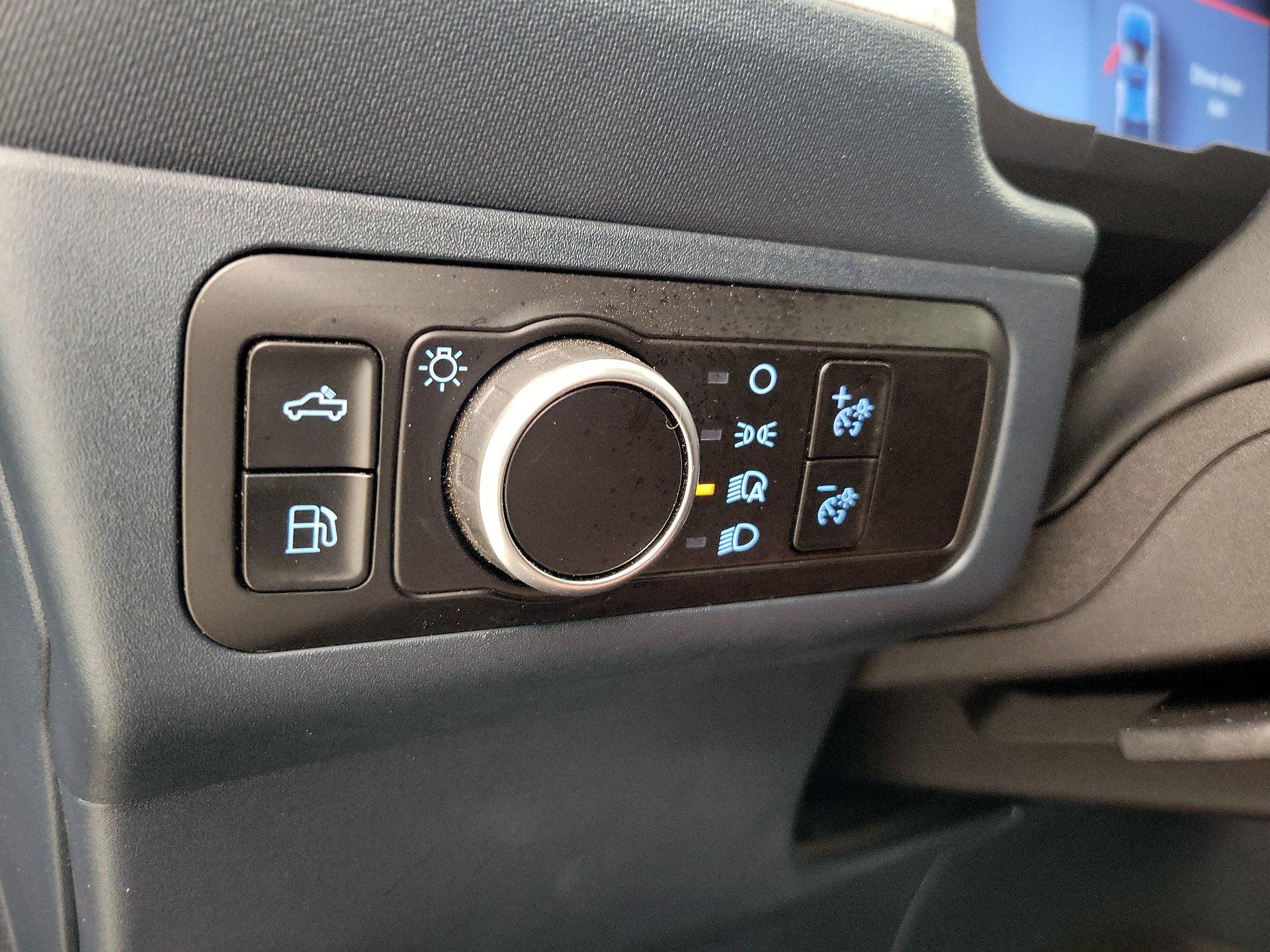 Thumbnail: 2025 Ford Maverick - 13