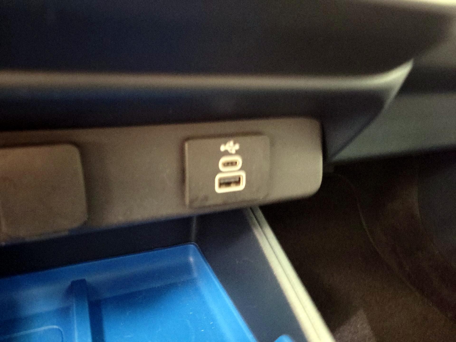 Thumbnail: 2025 Ford Maverick - 18