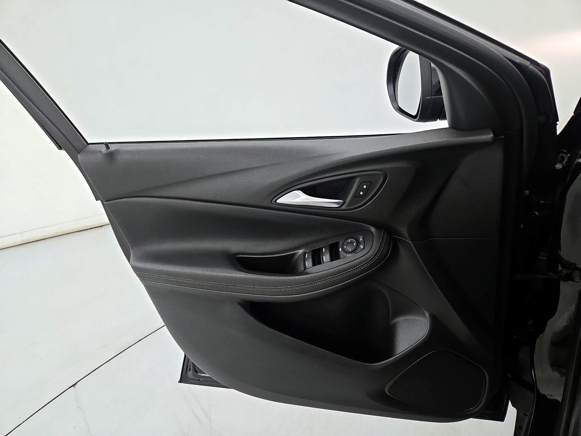 Thumbnail: 2022 Buick Encore GX - 12