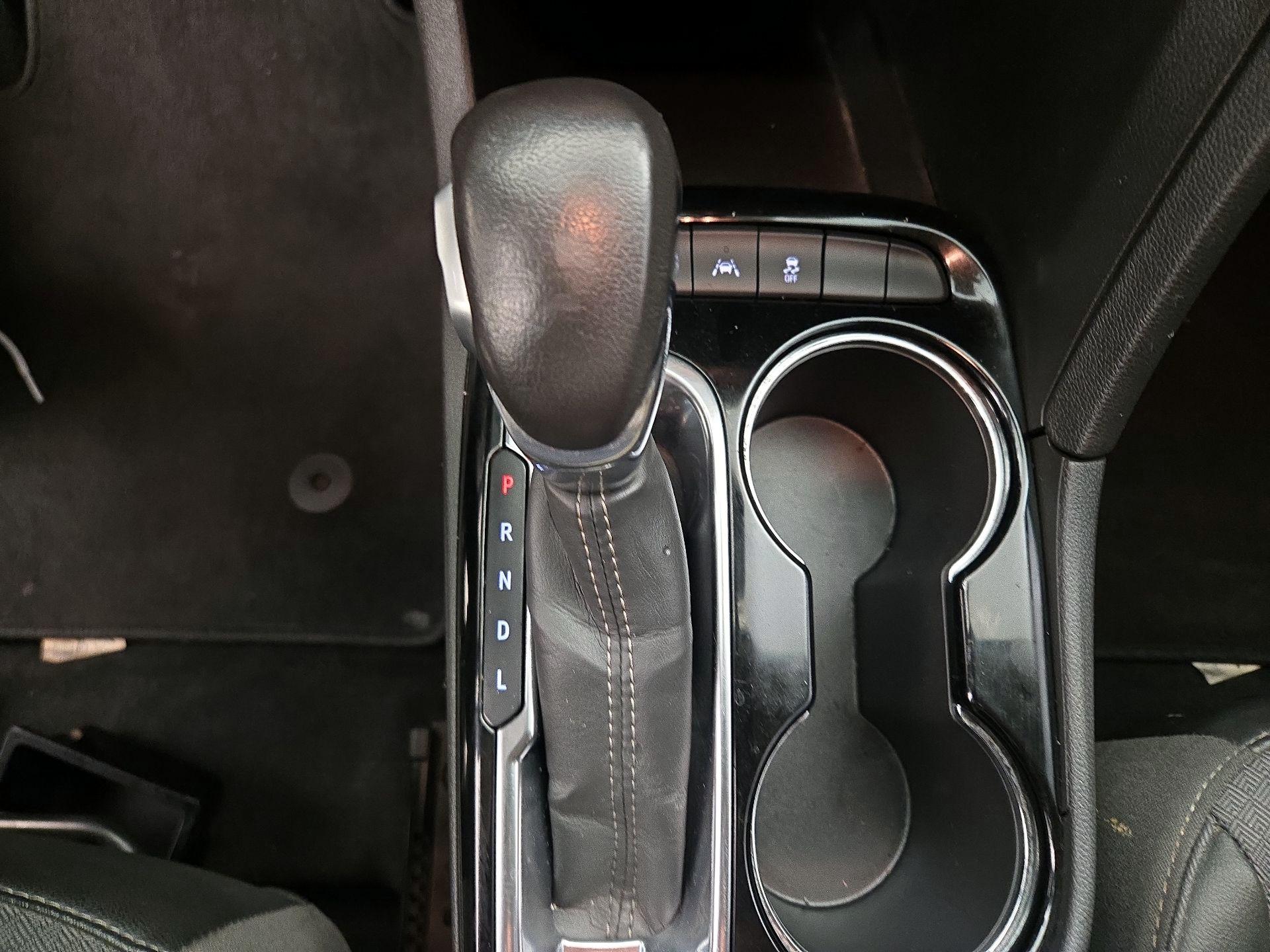 Thumbnail: 2022 Buick Encore GX - 17