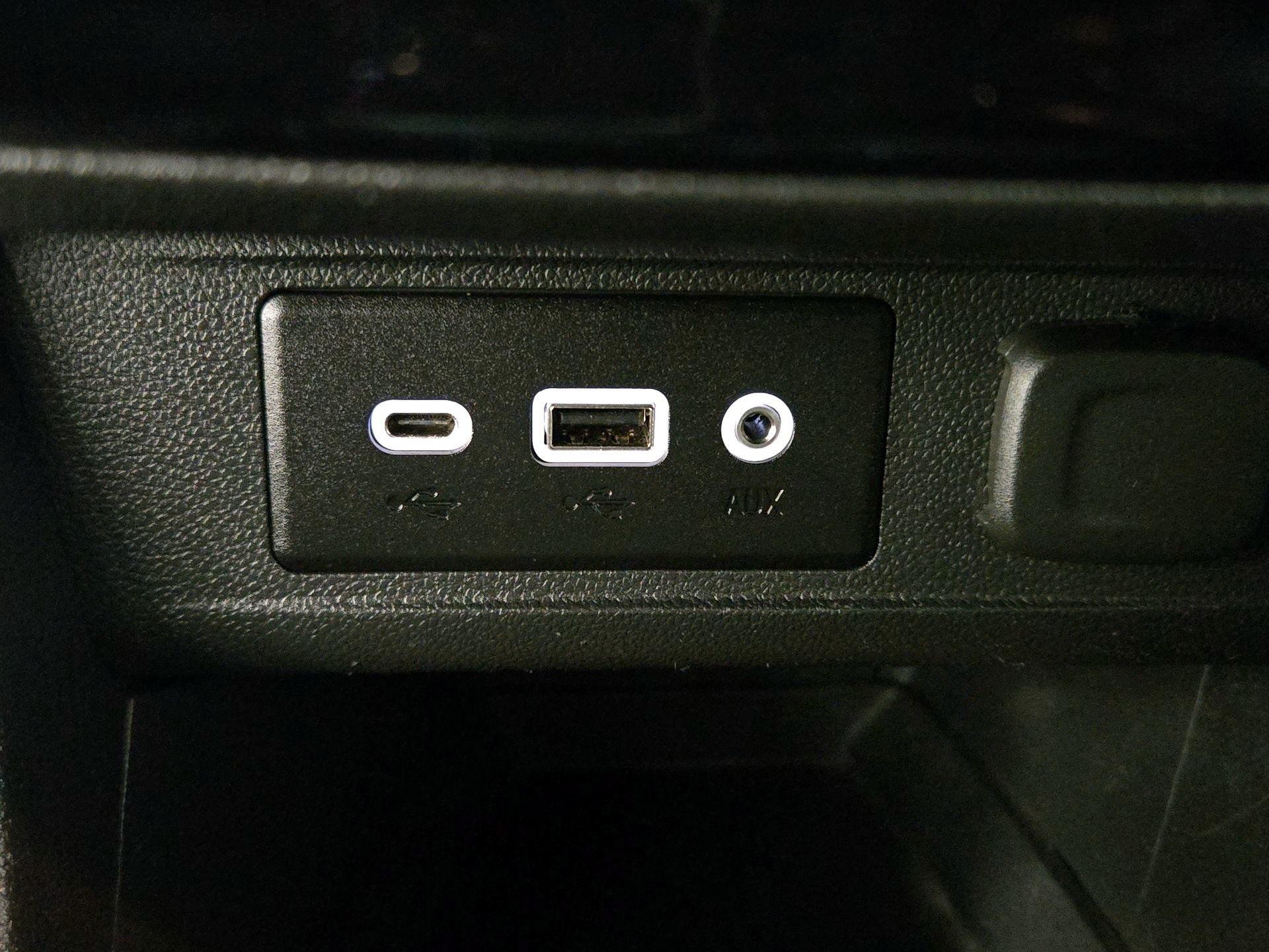 Thumbnail: 2022 Buick Encore GX - 18