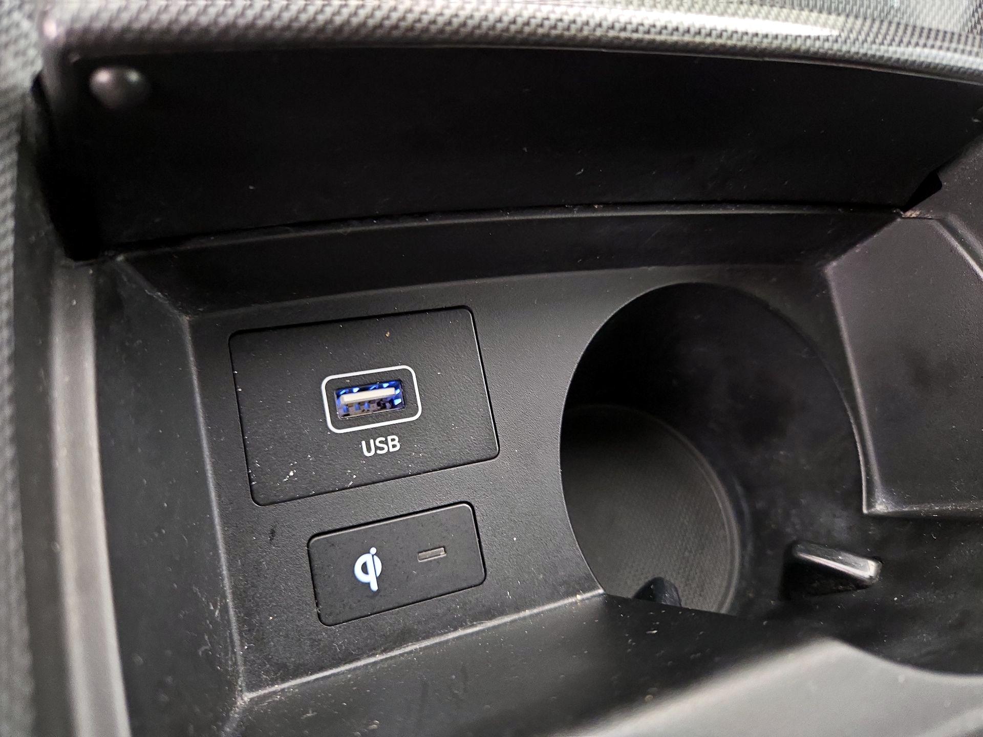 Thumbnail: 2022 Hyundai Santa Fe - 18