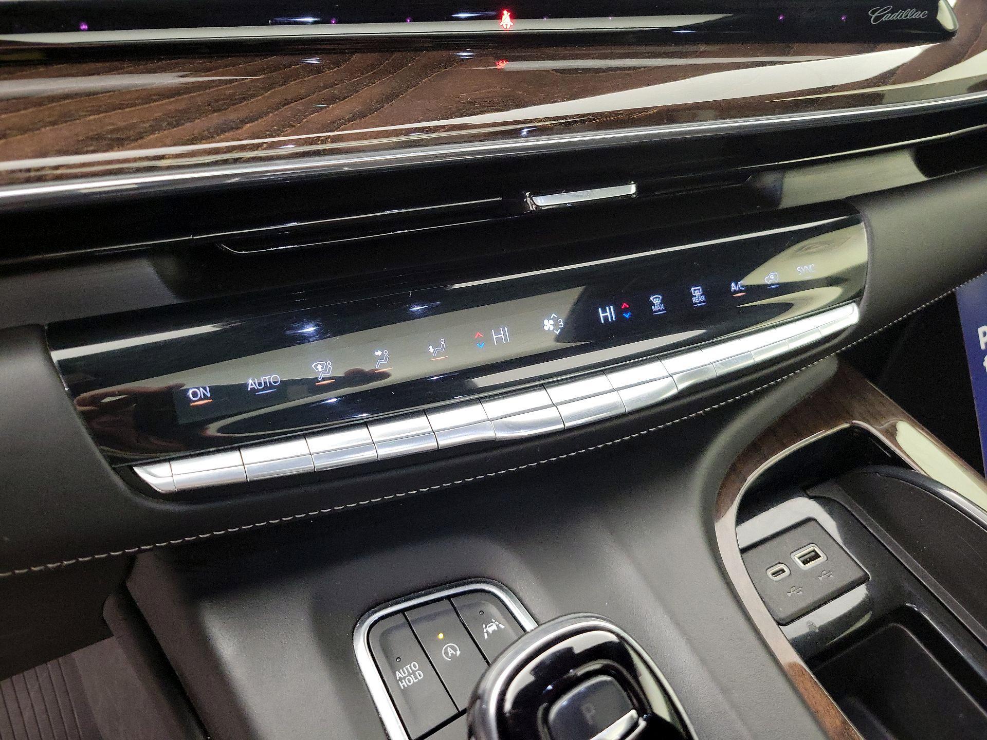 Thumbnail: 2023 Cadillac Escalade - 17