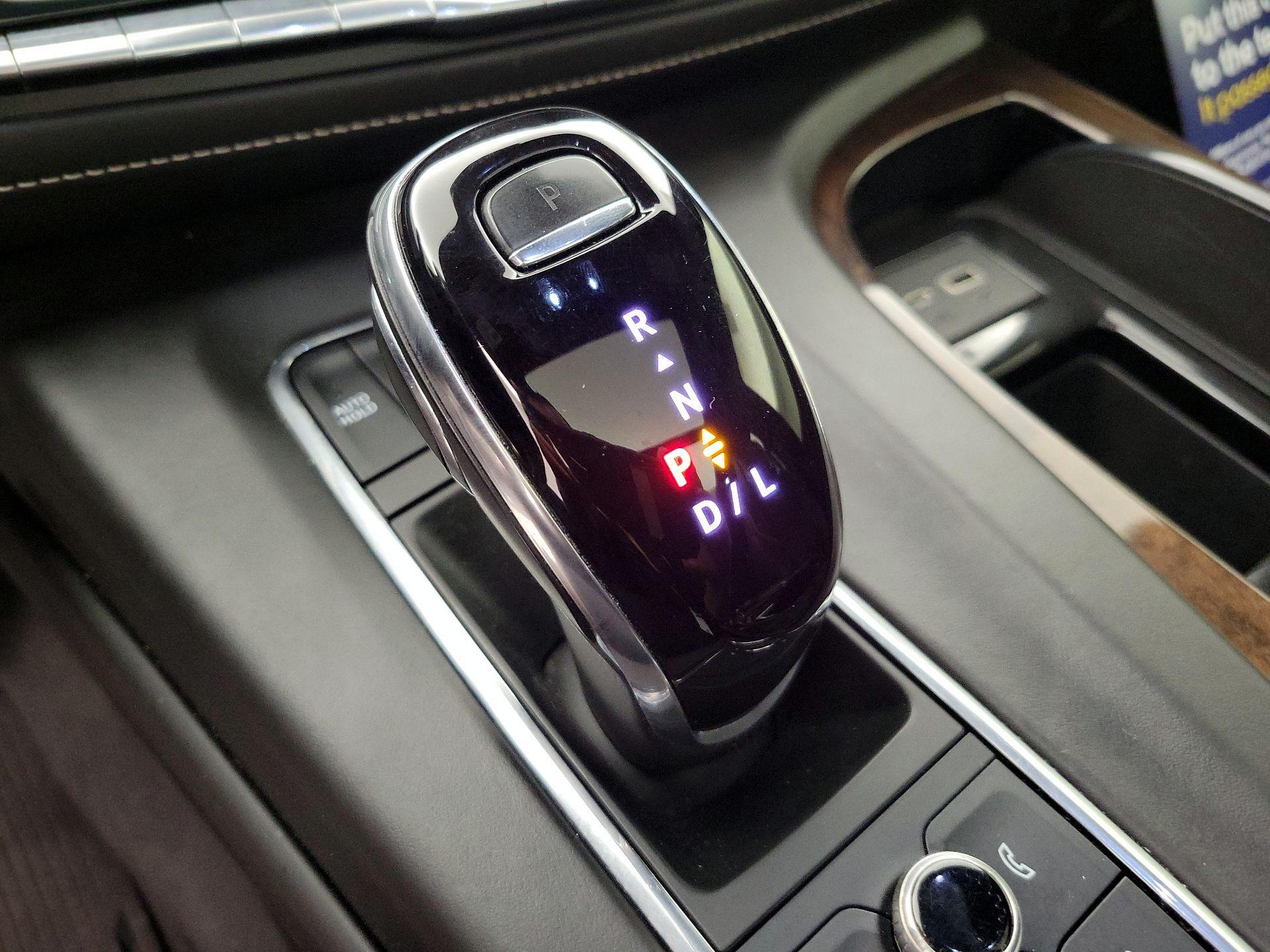 Thumbnail: 2023 Cadillac Escalade - 18