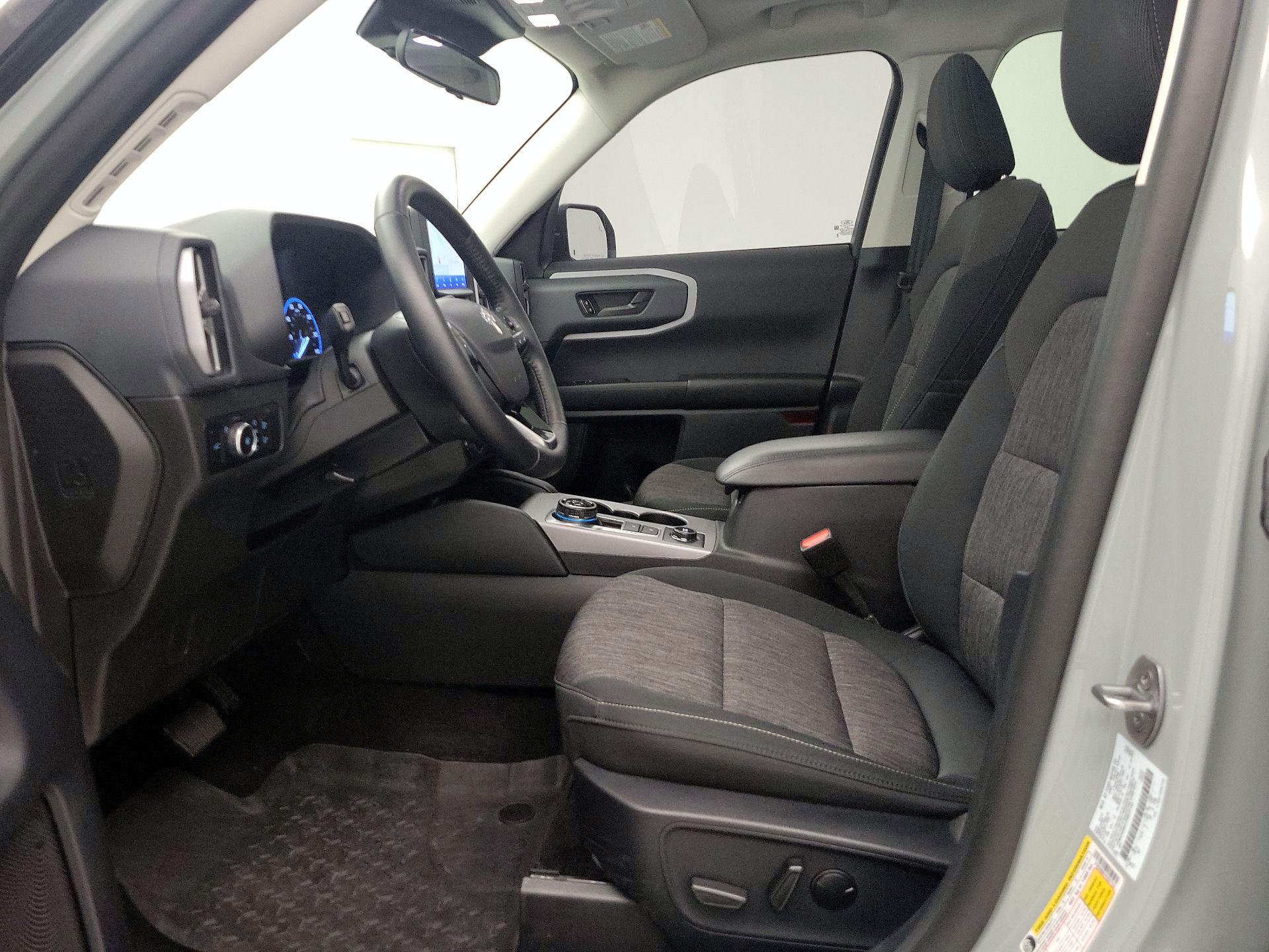 Thumbnail: 2023 Ford Bronco Sport - 11