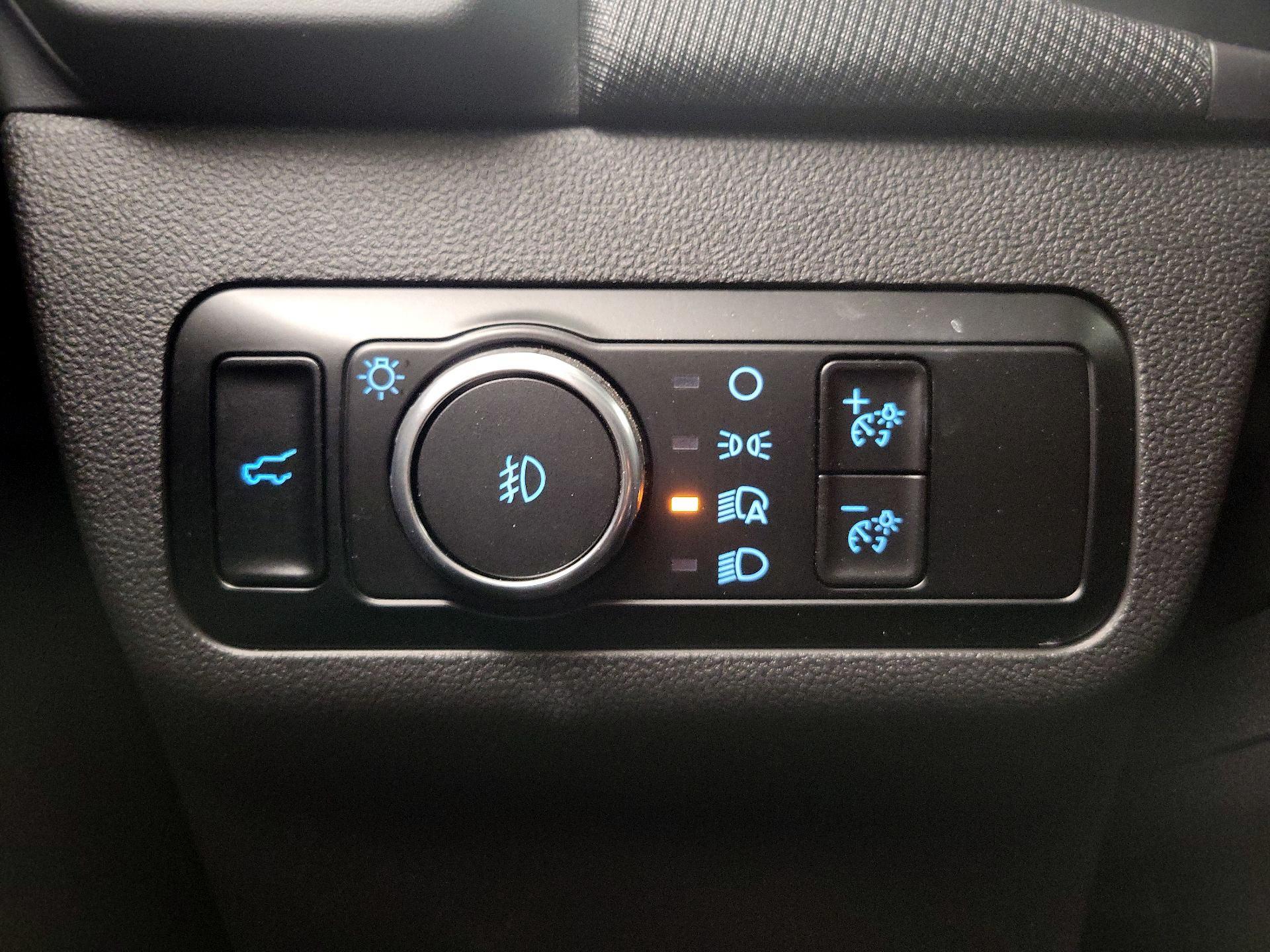 Thumbnail: 2023 Ford Bronco Sport - 13