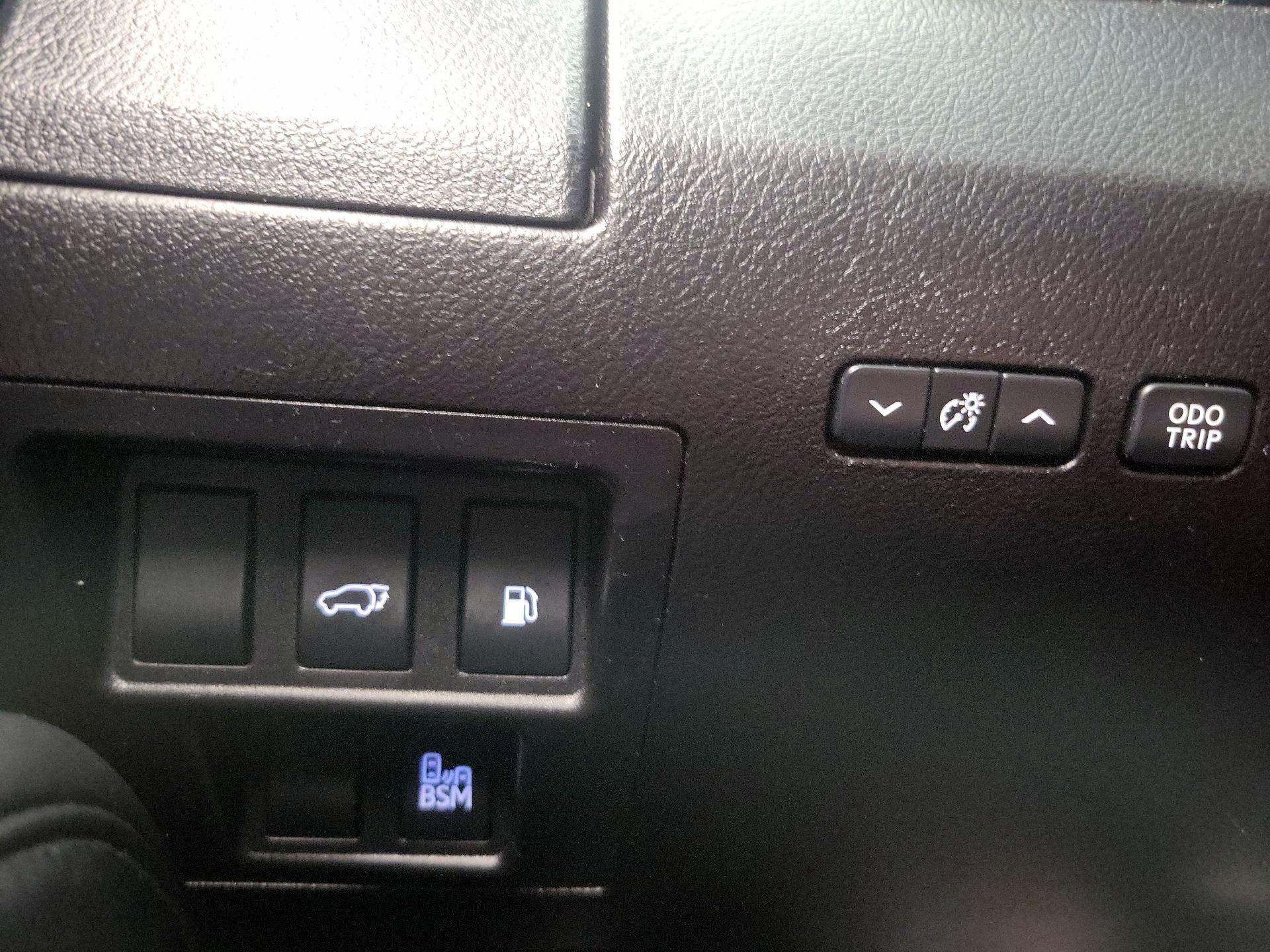 Thumbnail: 2015 Lexus RX - 13