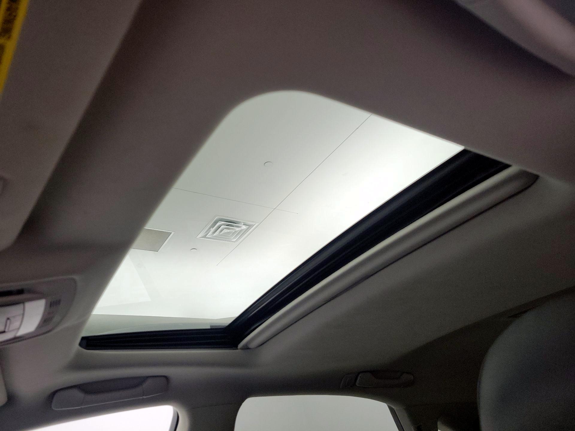 Thumbnail: 2015 Lexus RX - 19