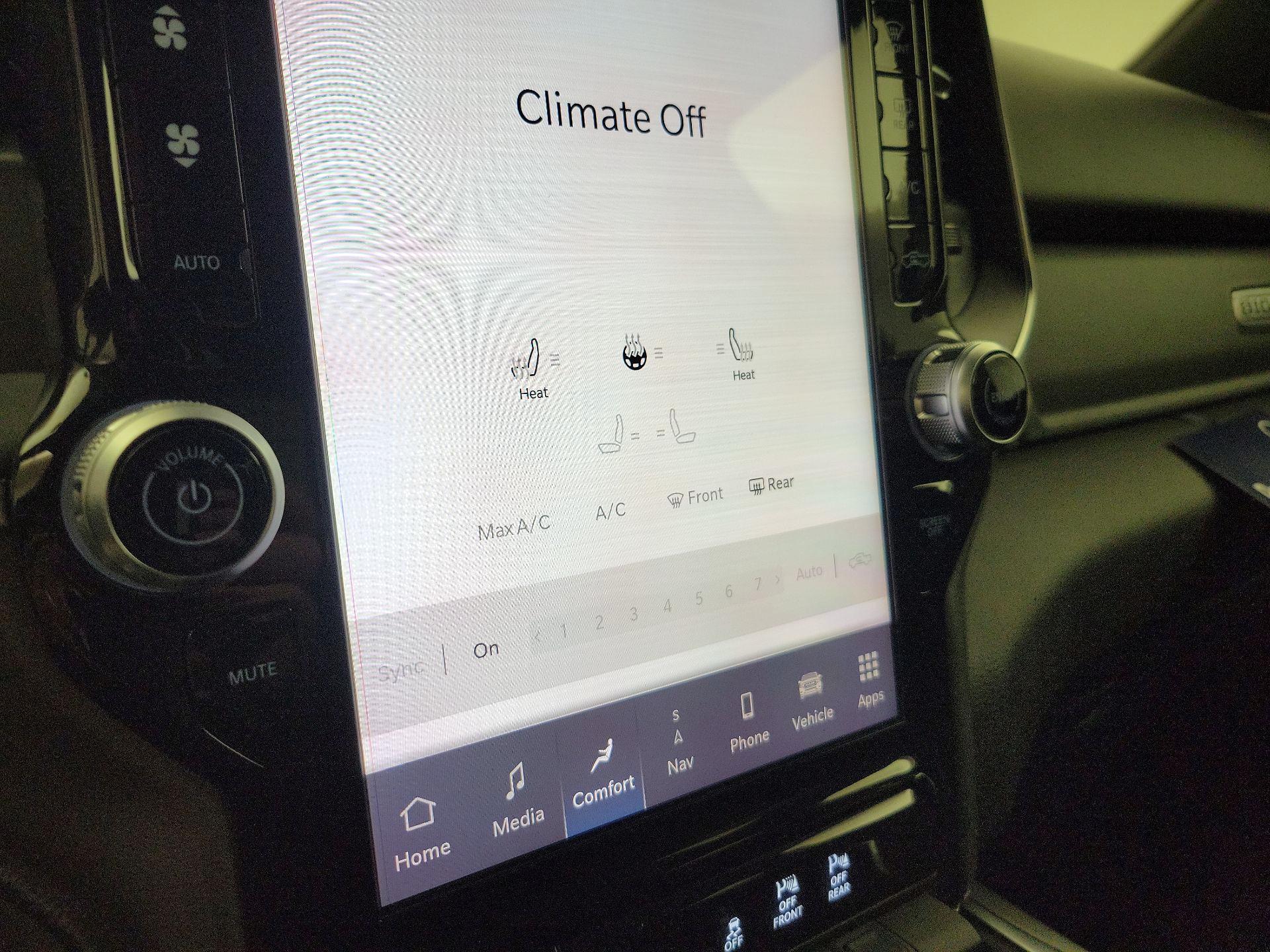 Thumbnail: 2025 RAM 1500 - 17