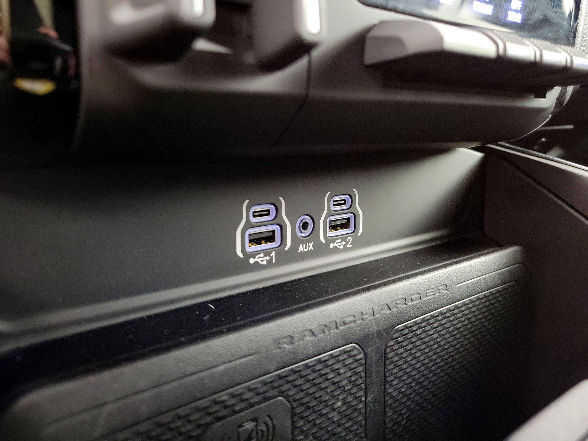 Thumbnail: 2025 RAM 1500 - 19