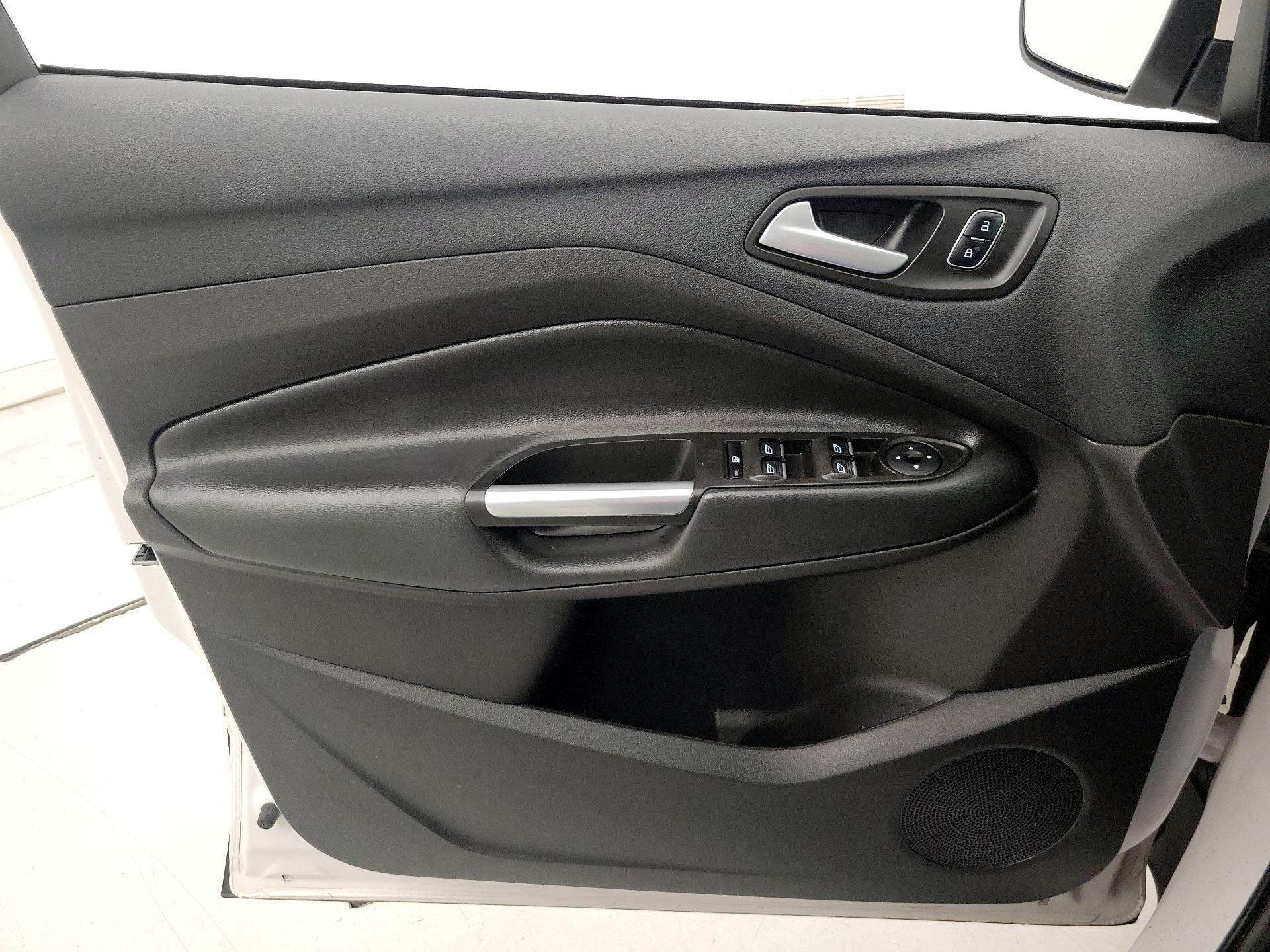 Thumbnail: 2017 Ford Escape - 12