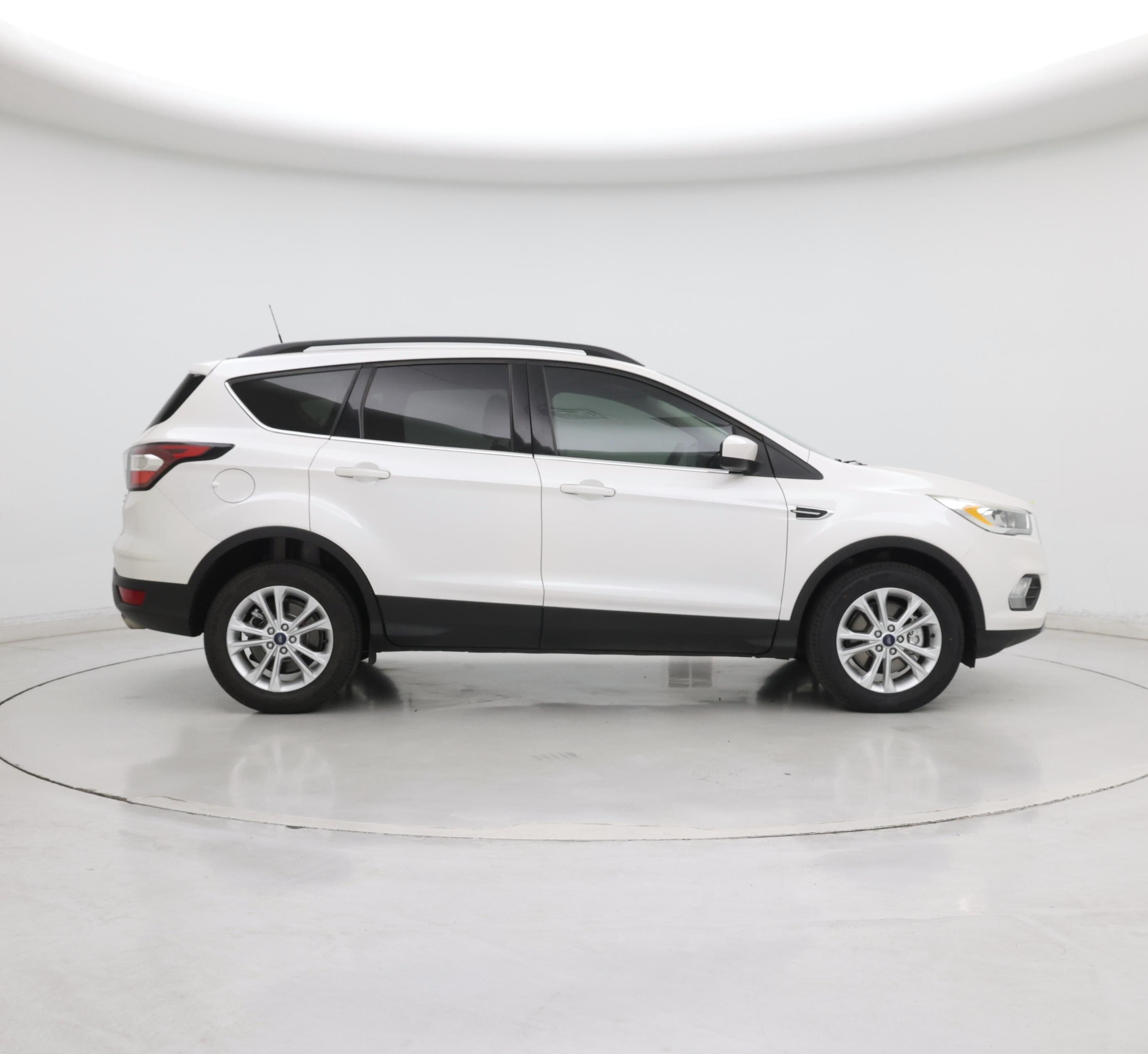 Thumbnail: 2017 Ford Escape - 7