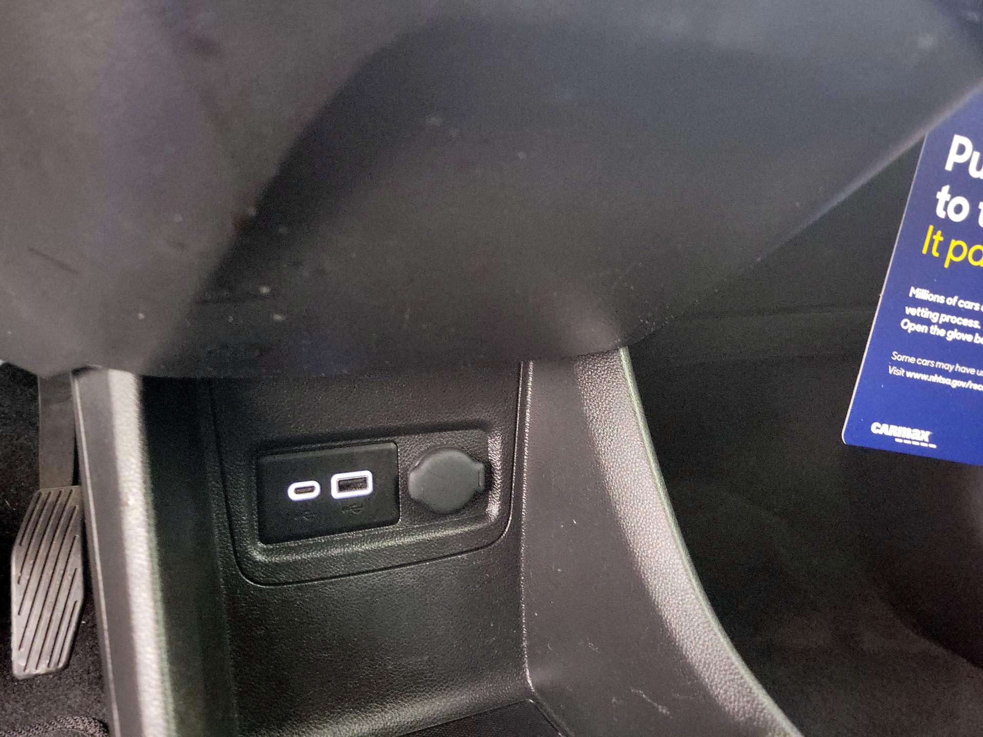 Thumbnail: 2021 Chevrolet Spark - 18