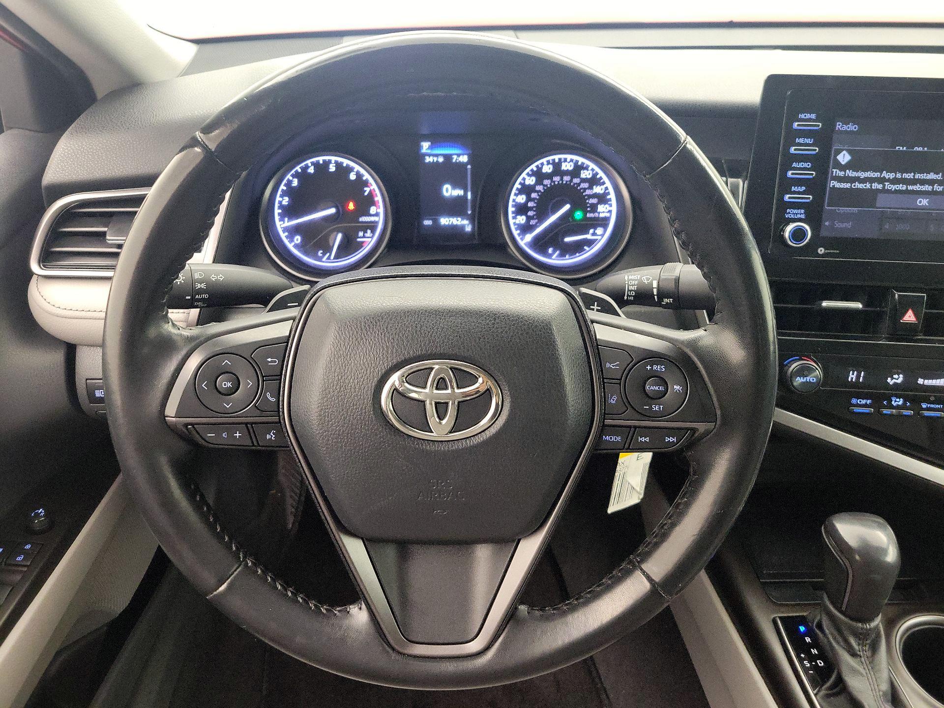 Thumbnail: 2021 Toyota Camry - 10