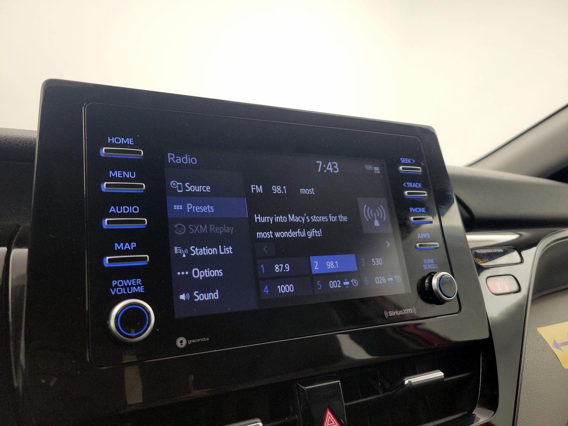 Thumbnail: 2021 Toyota Camry - 15