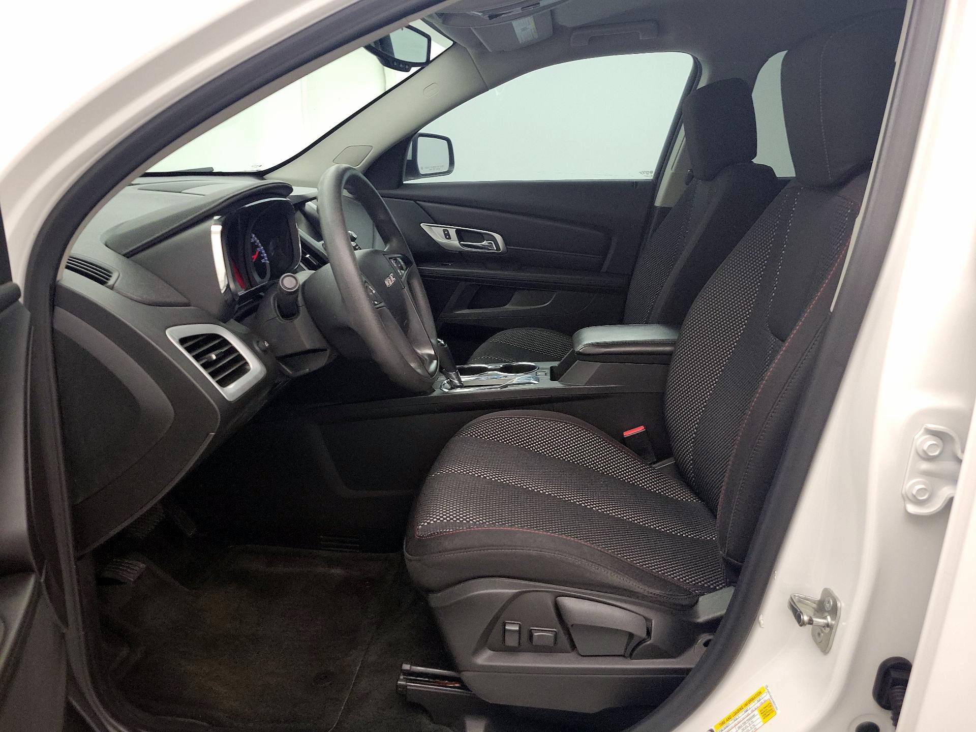 Thumbnail: 2017 GMC Terrain - 11