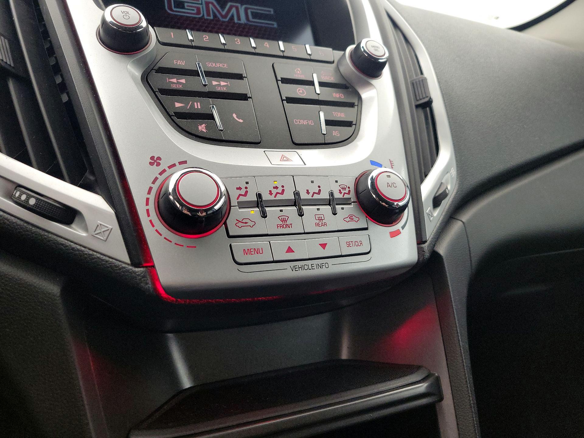 Thumbnail: 2017 GMC Terrain - 15