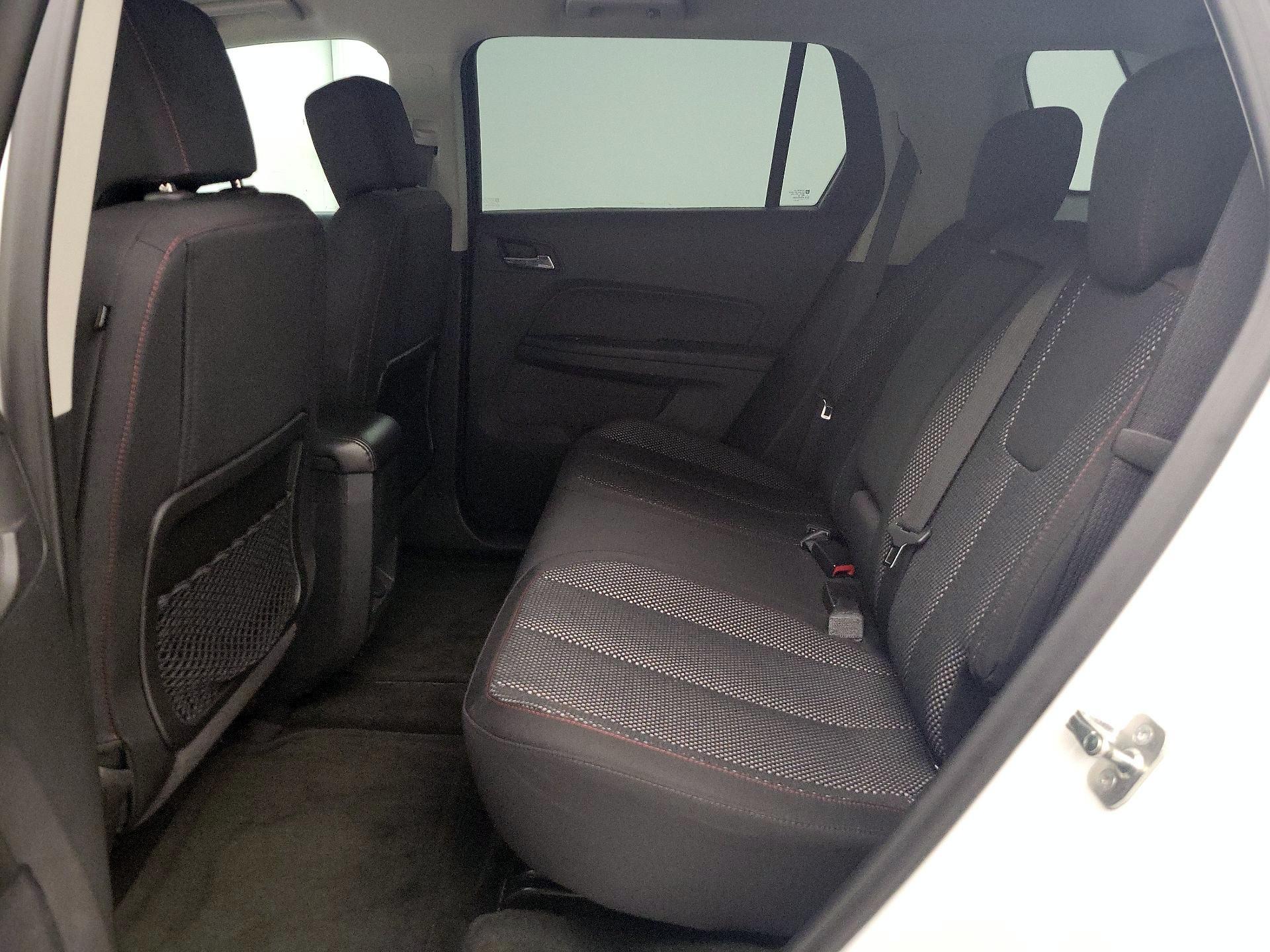 Thumbnail: 2017 GMC Terrain - 18