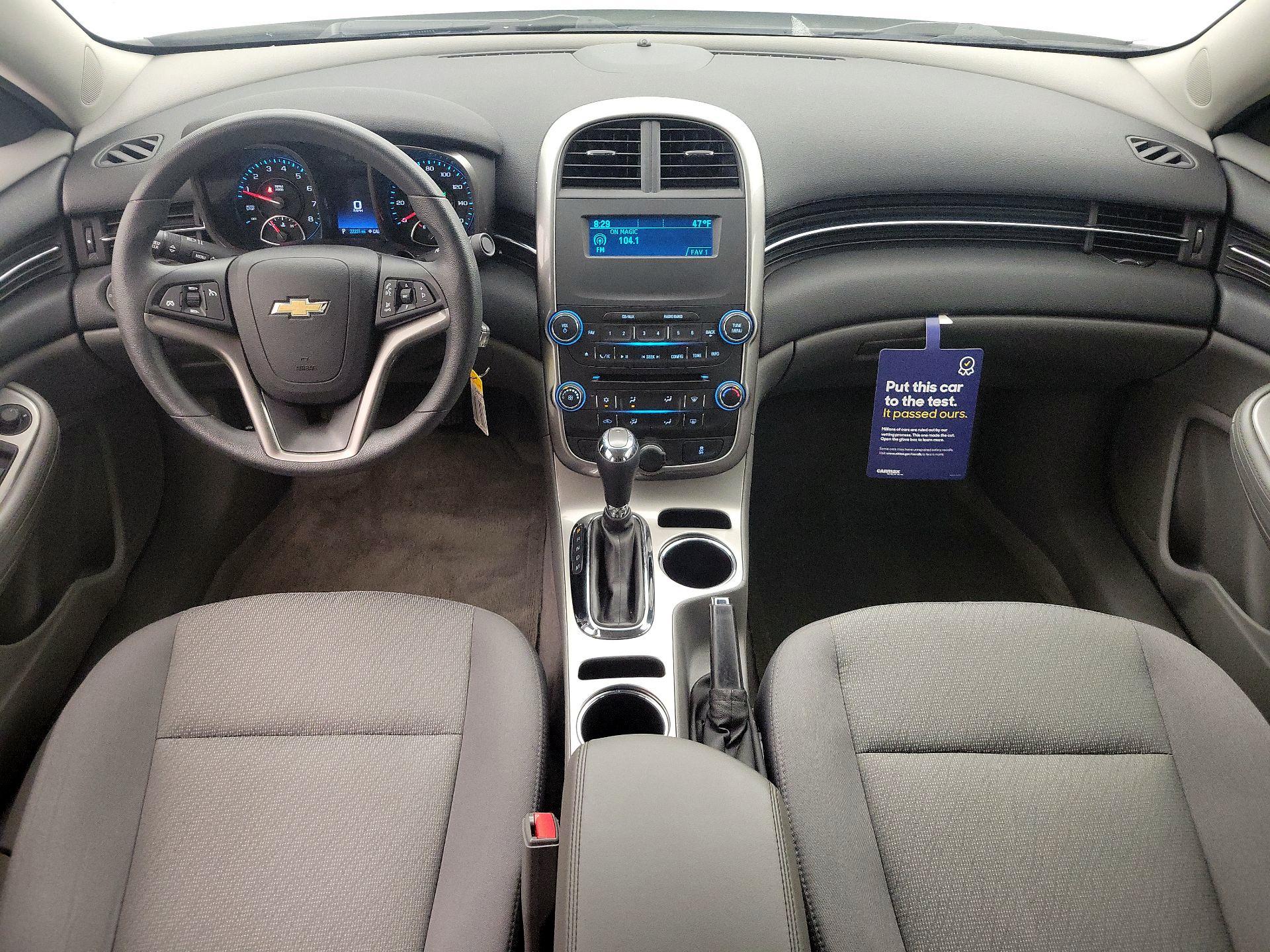 Thumbnail: 2015 Chevrolet Malibu - 9