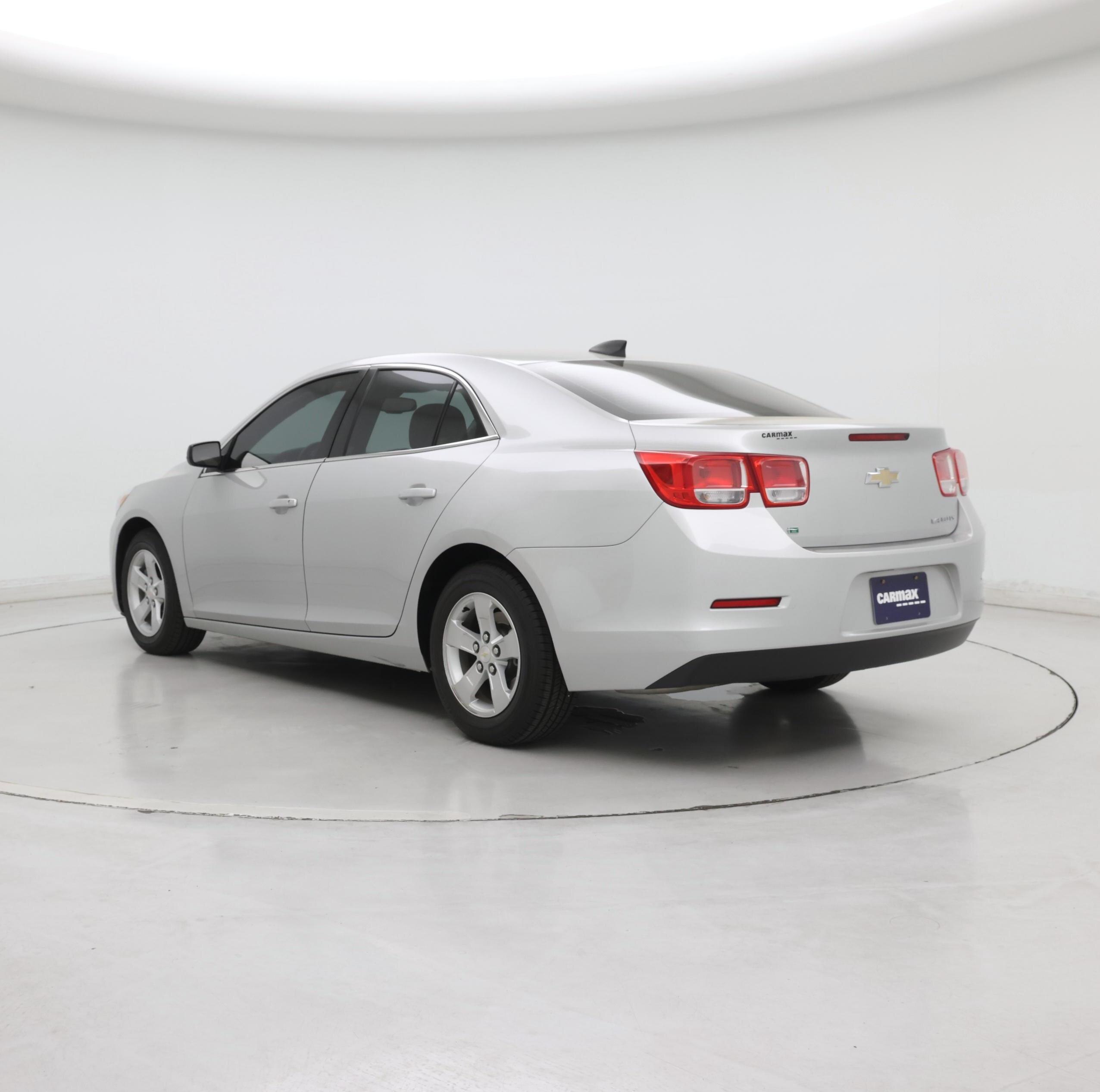 Thumbnail: 2015 Chevrolet Malibu - 2