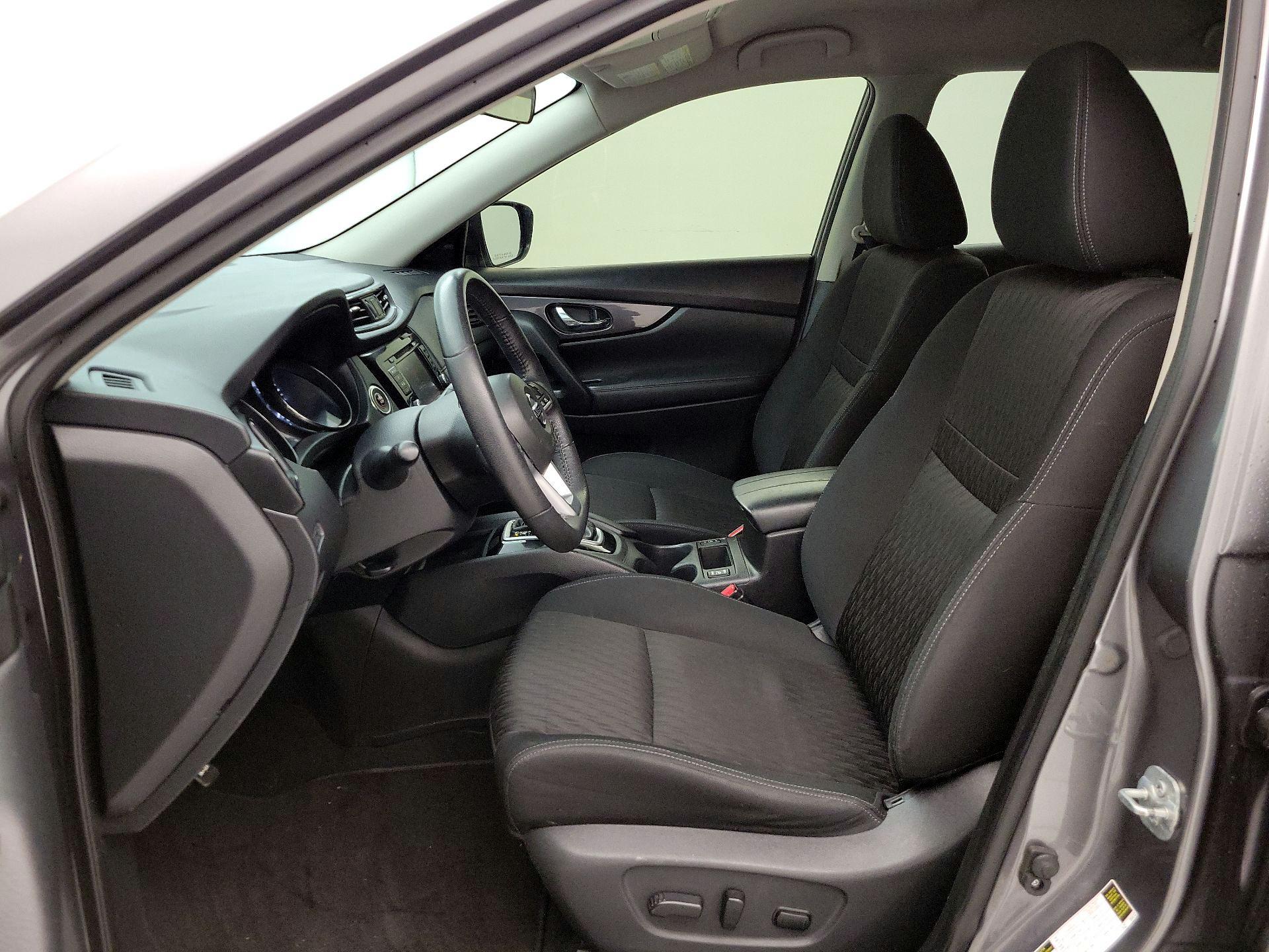 Thumbnail: 2020 Nissan Rogue - 11