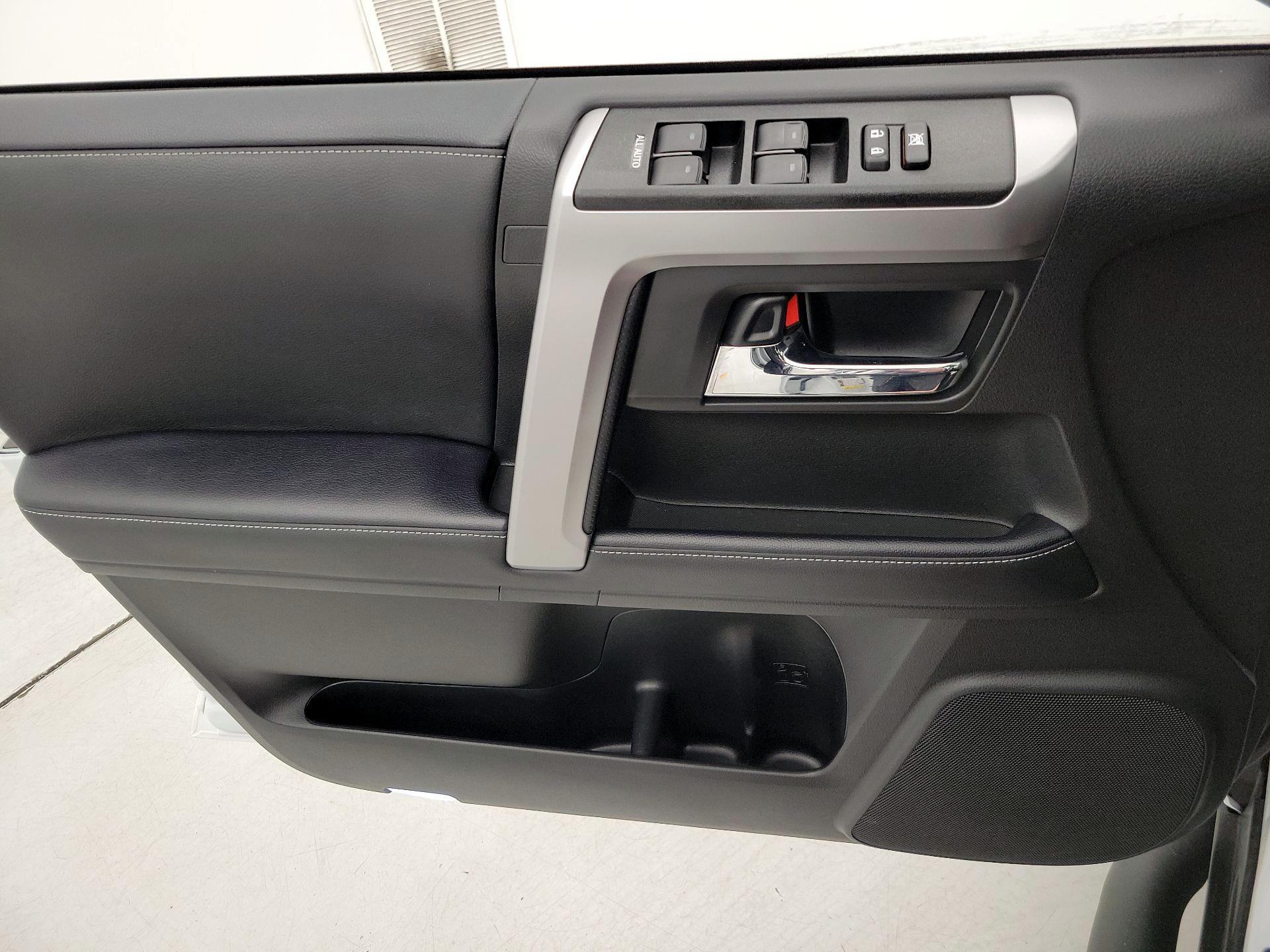 Thumbnail: 2024 Toyota 4Runner - 12