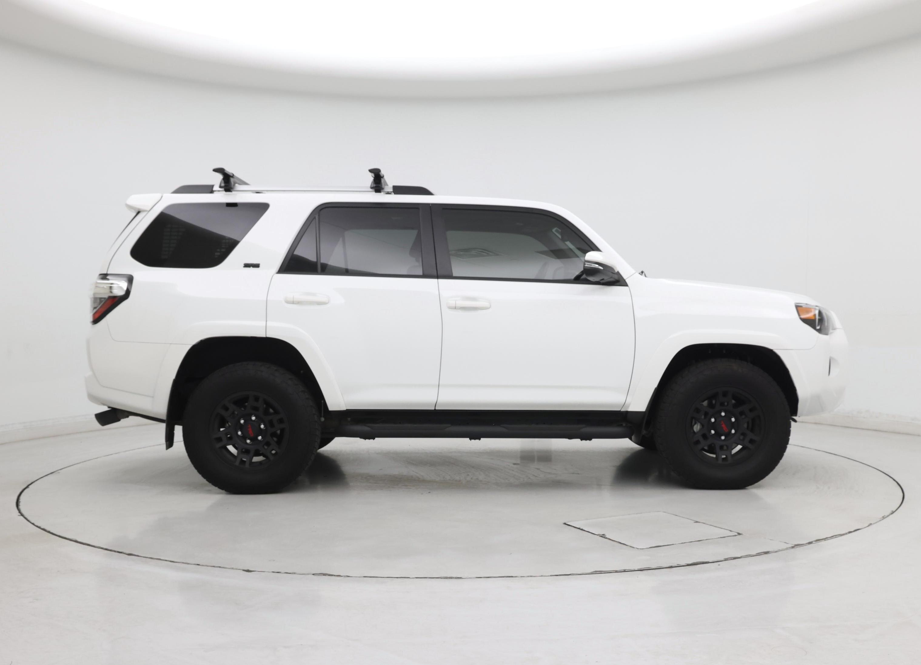Thumbnail: 2024 Toyota 4Runner - 7