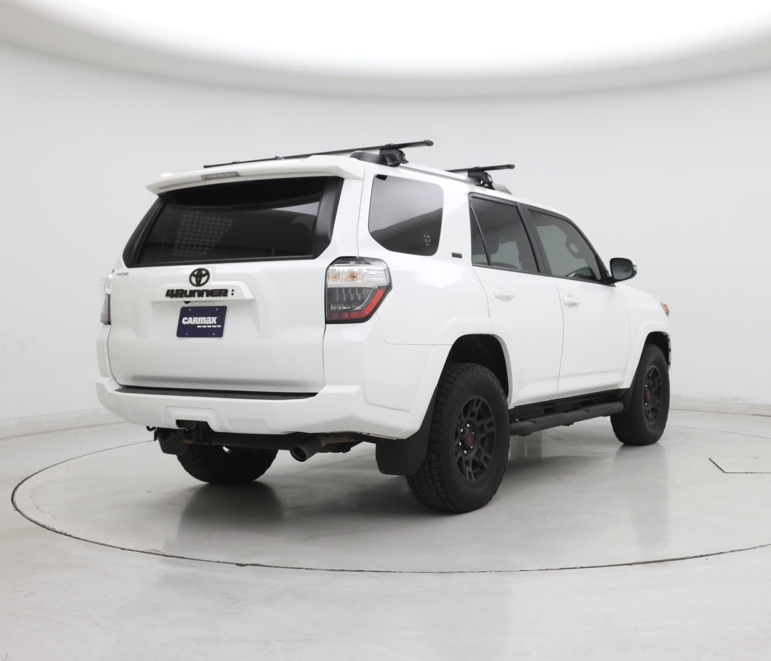 Thumbnail: 2024 Toyota 4Runner - 8