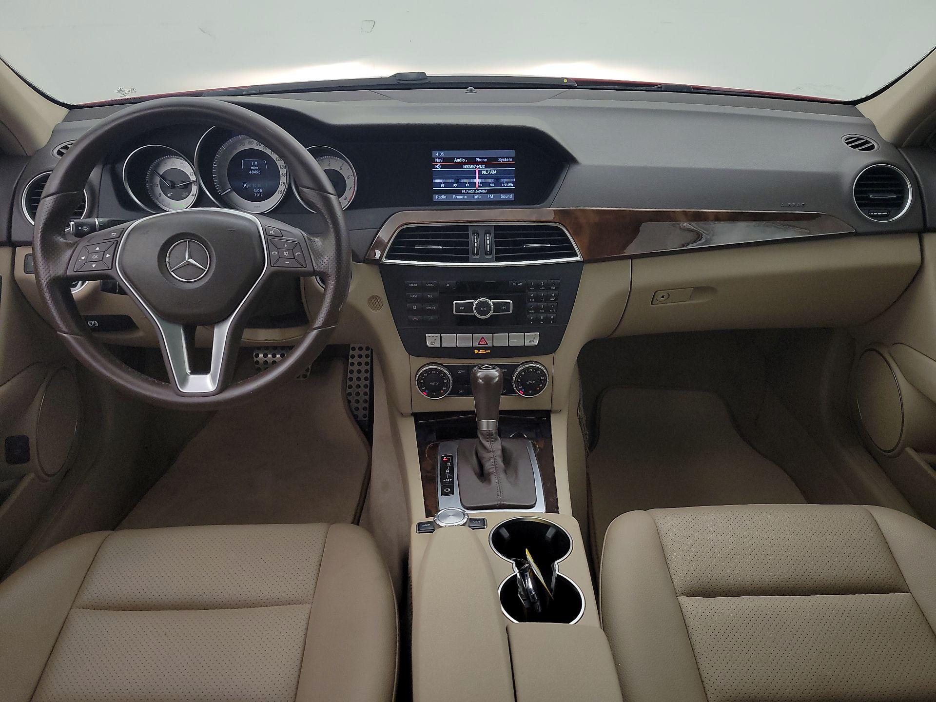 Thumbnail: 2014 Mercedes-Benz C-Class - 9