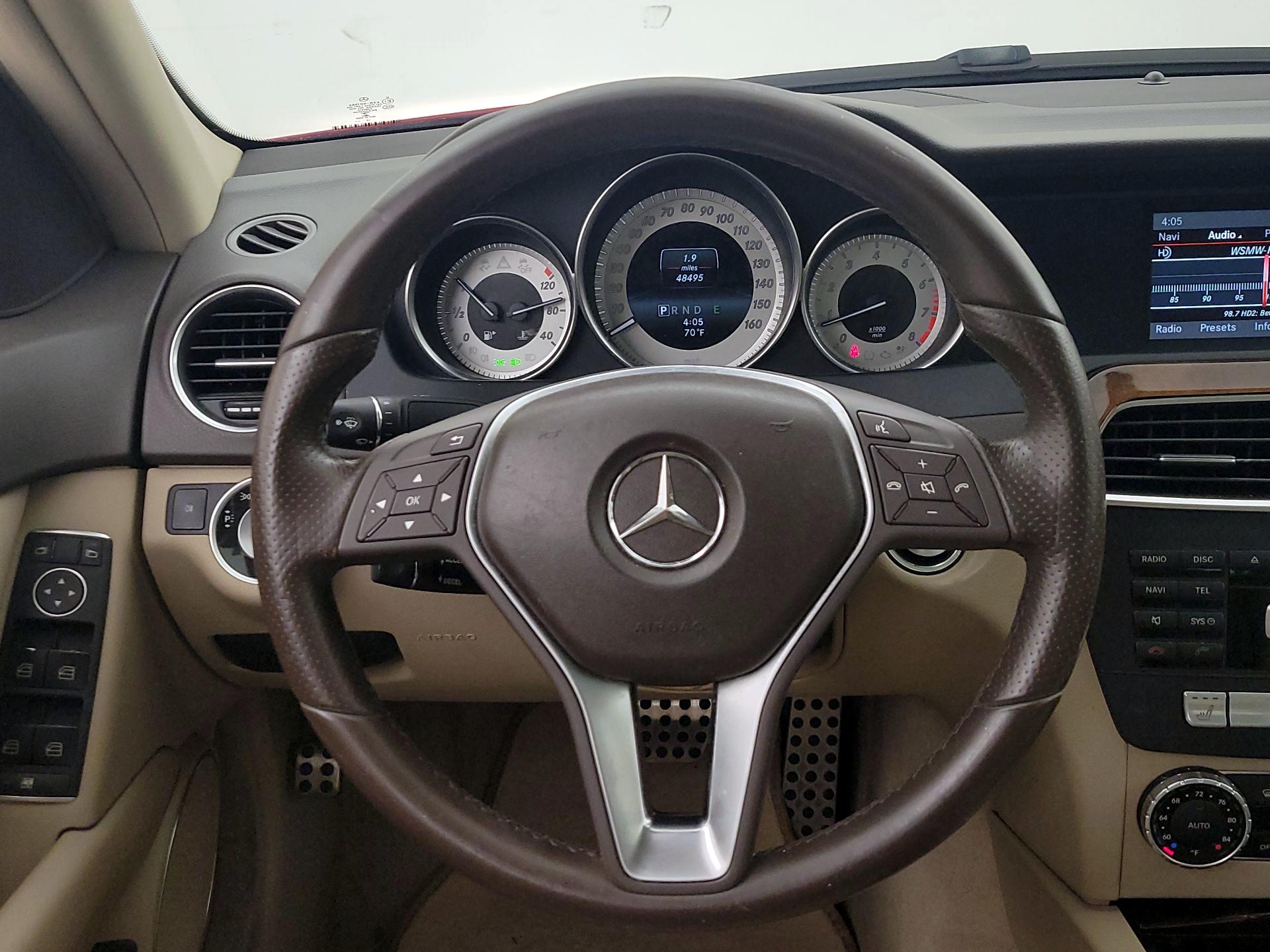 Thumbnail: 2014 Mercedes-Benz C-Class - 10