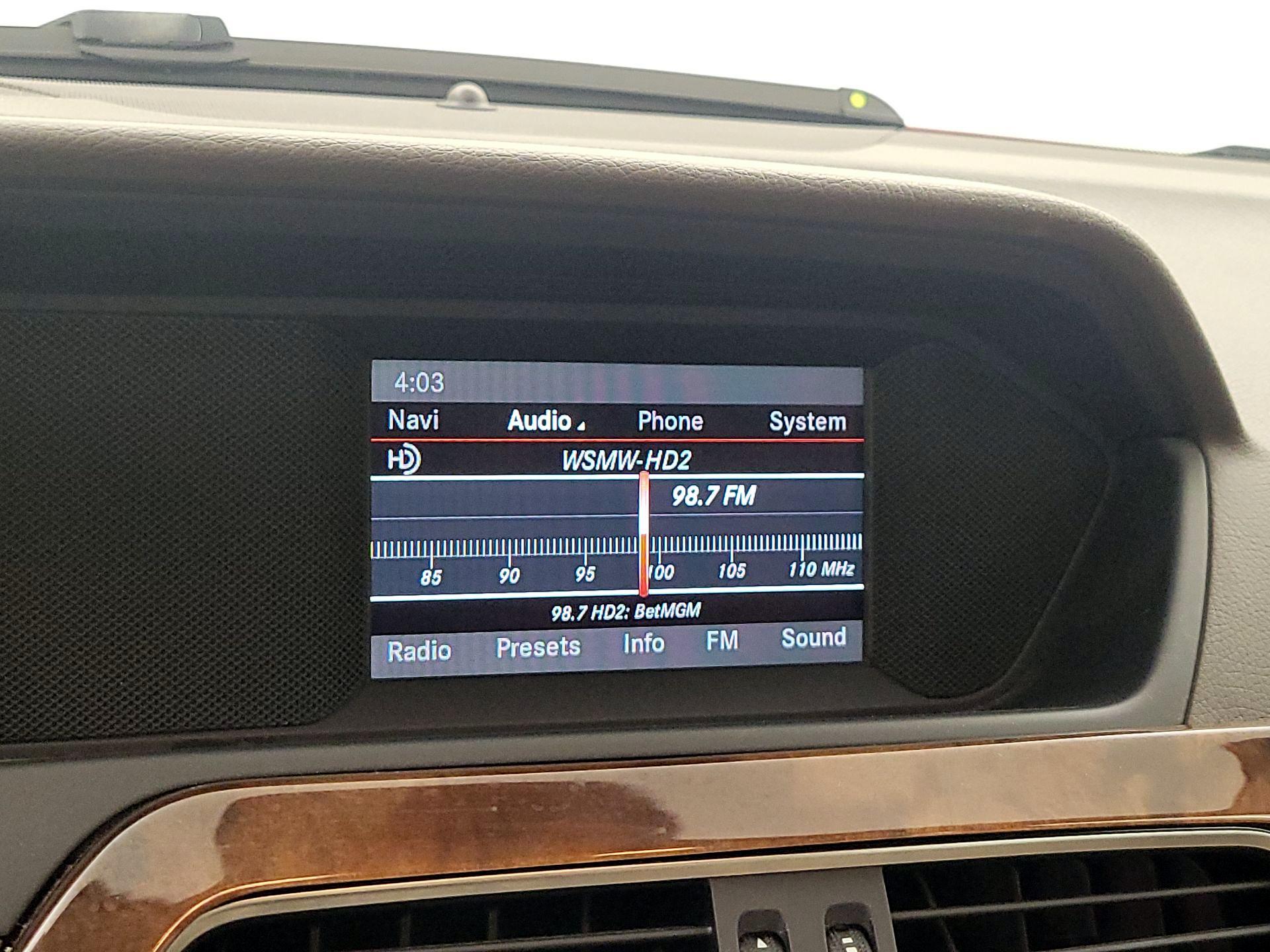 Thumbnail: 2014 Mercedes-Benz C-Class - 14