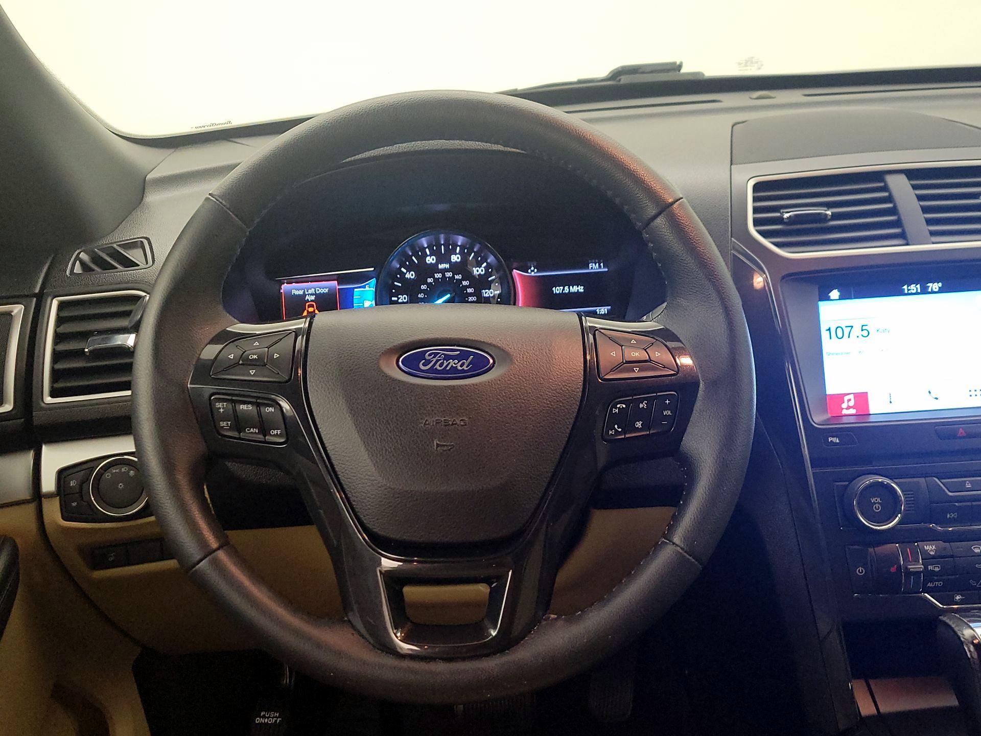 Thumbnail: 2017 Ford Explorer - 10
