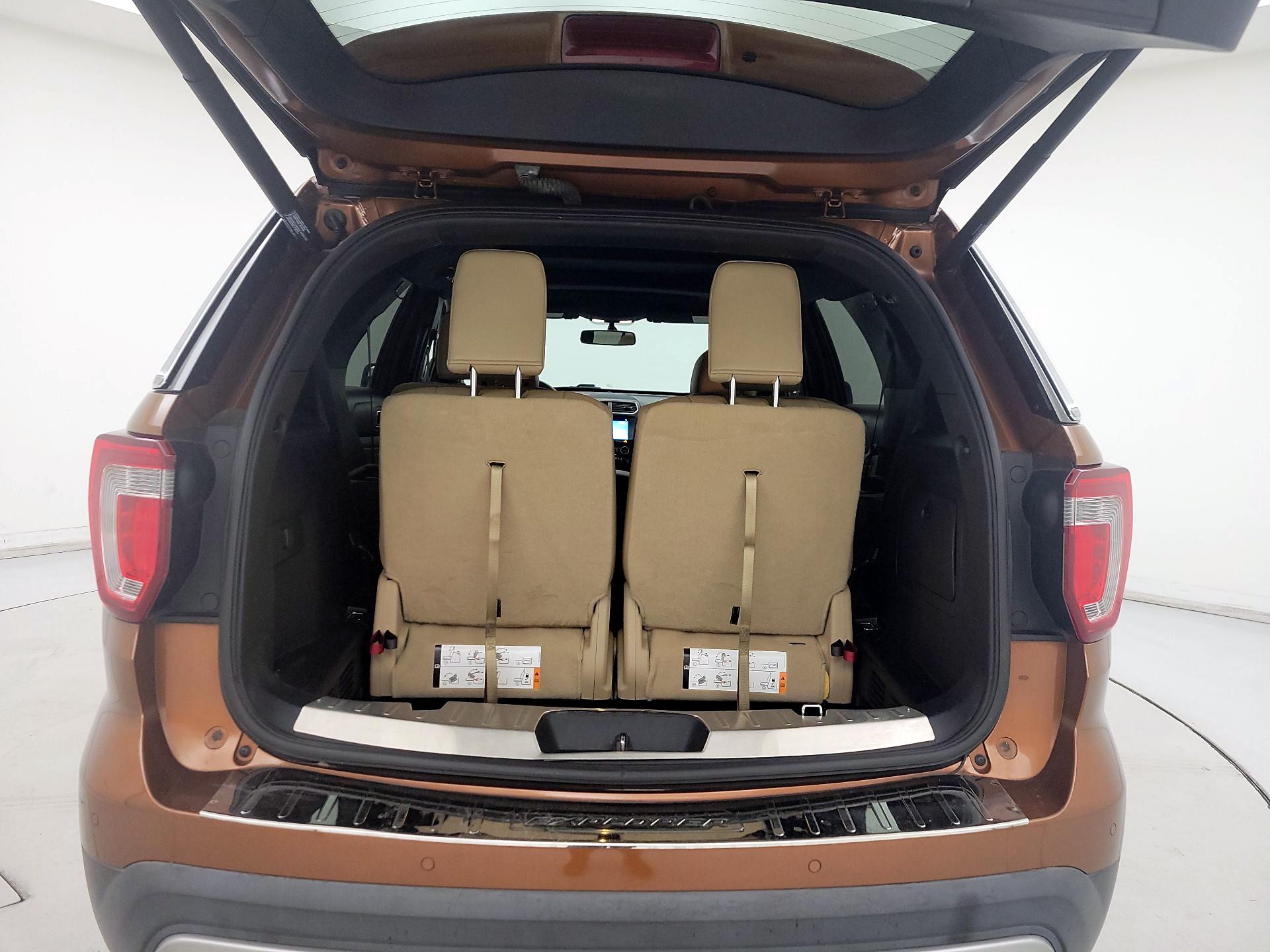 Thumbnail: 2017 Ford Explorer - 20